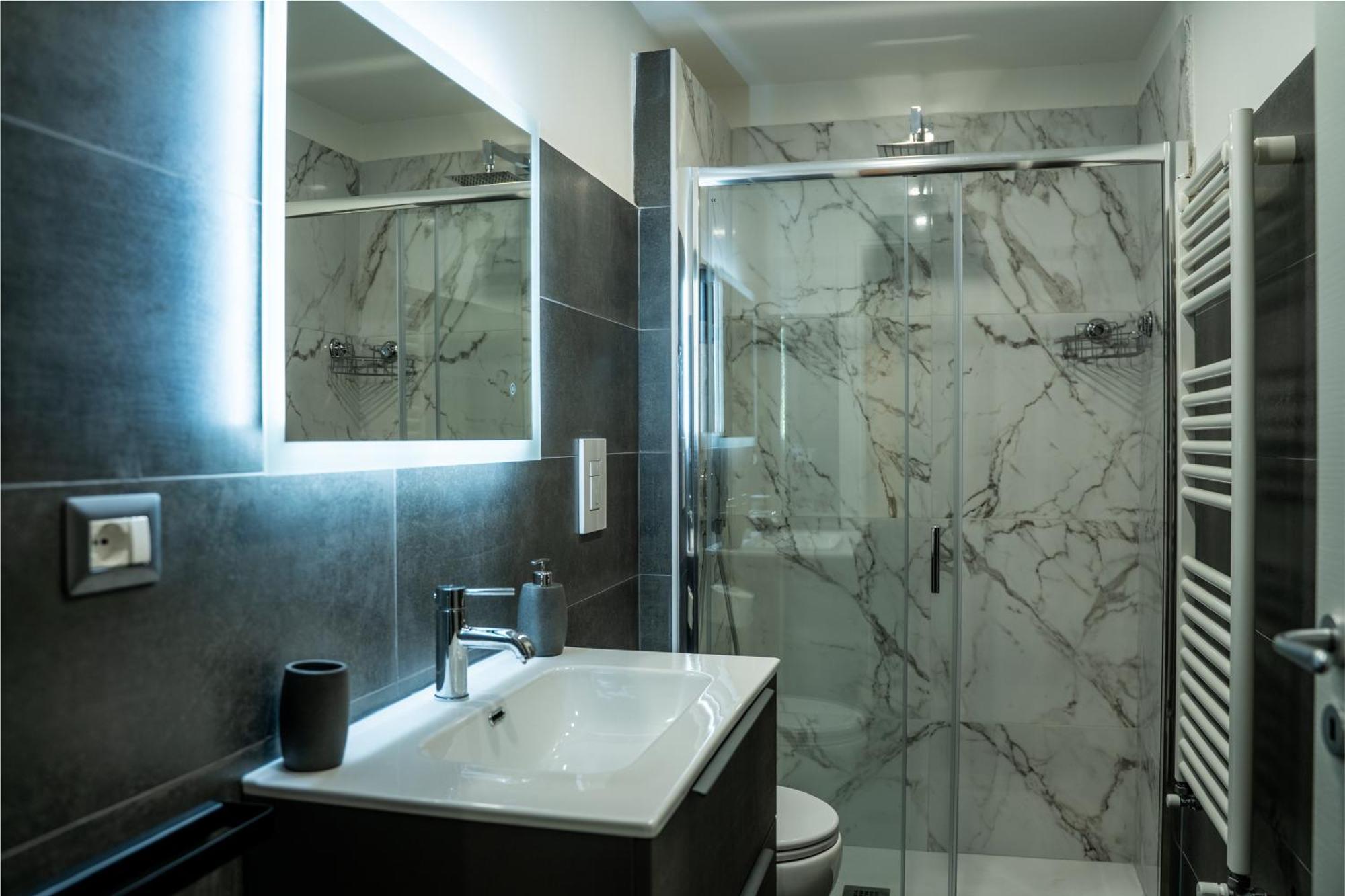 Apartment Dietro Al Plebiscito Luxury Naples