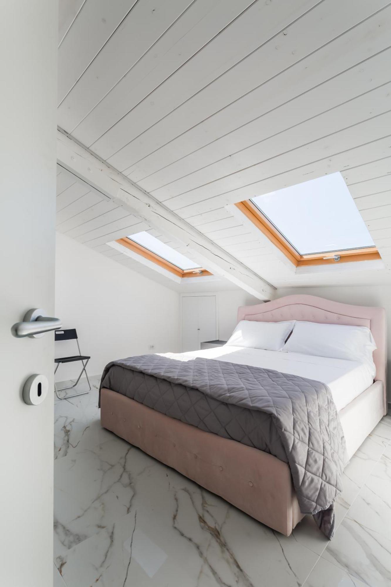 Attico Bella Aparthotel *