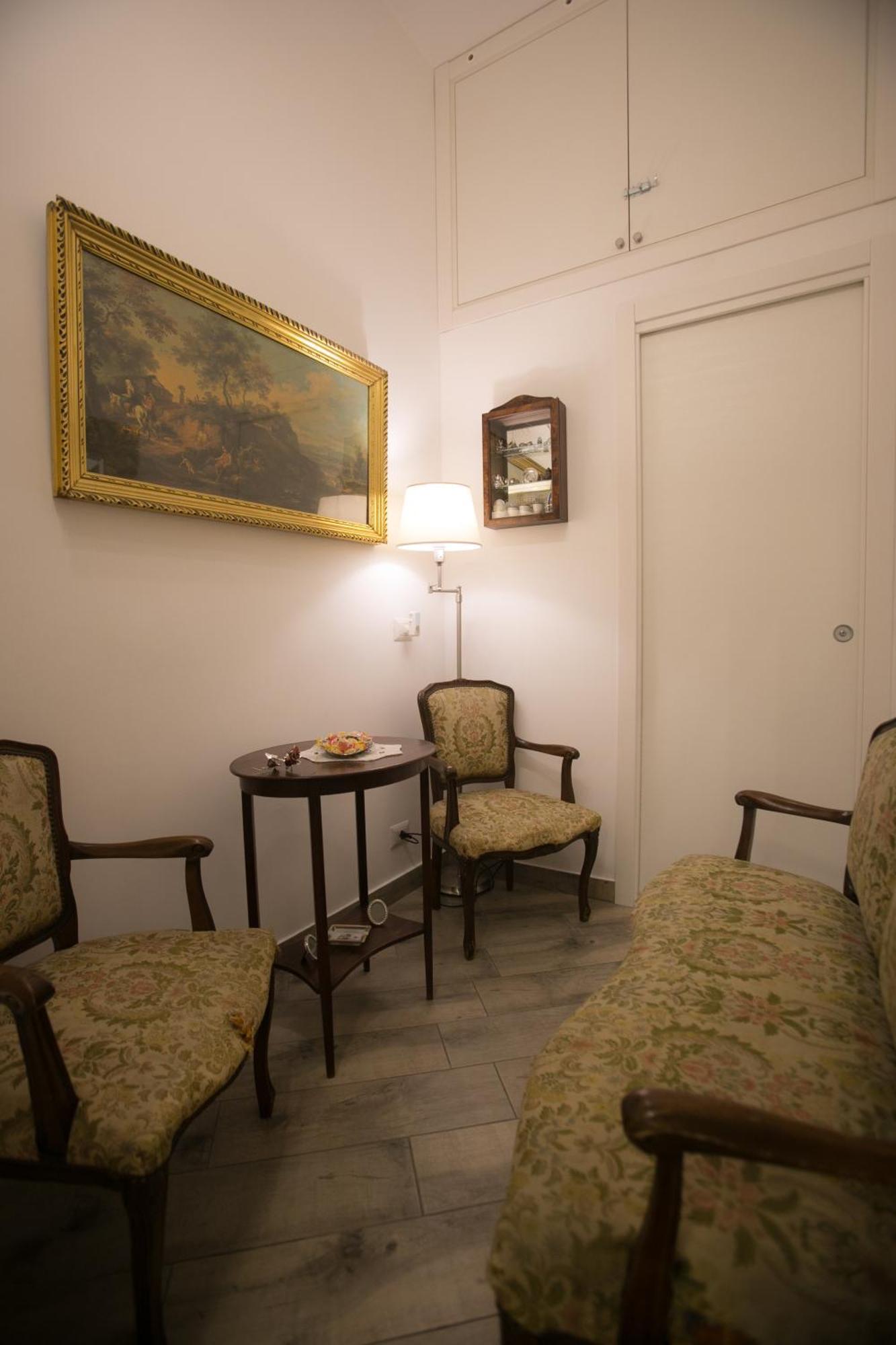 La Regina Di Spaccanapoli Holiday home Naples