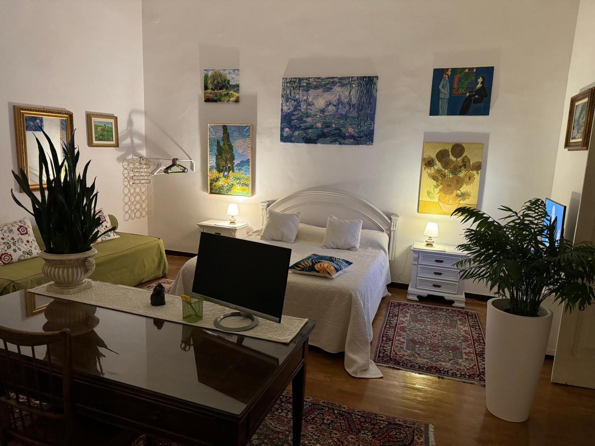 Interno 12 Apartment *