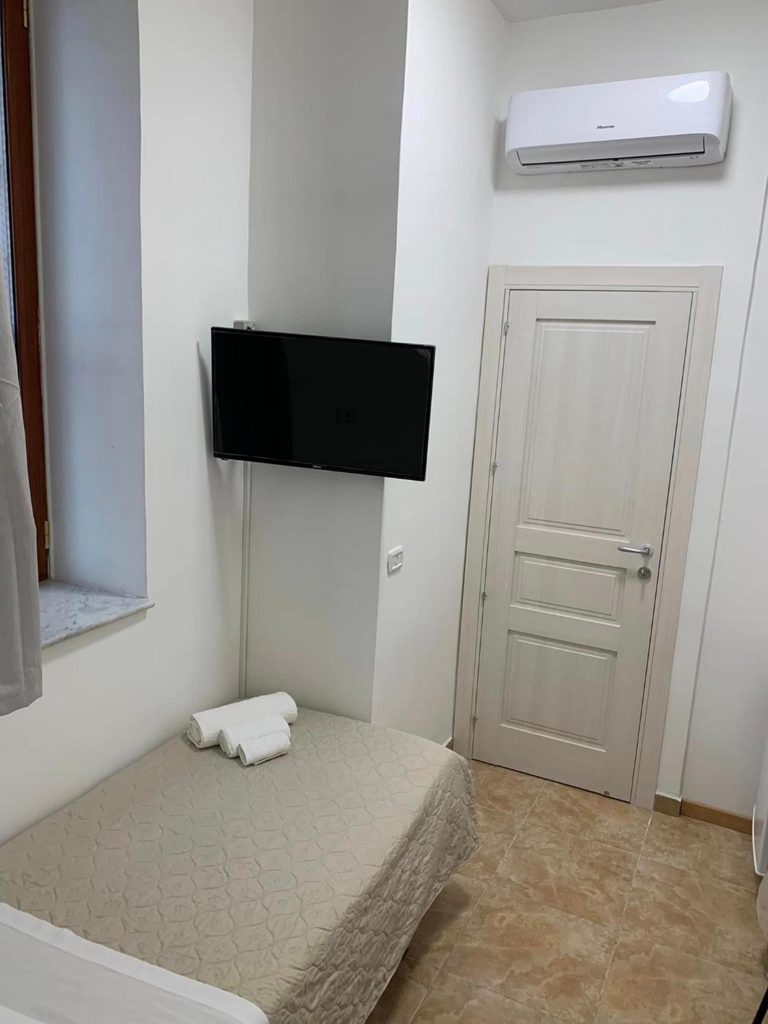 Miris Fast And Comfortable With Self Check In 8 Minutes Walk Near Airport
