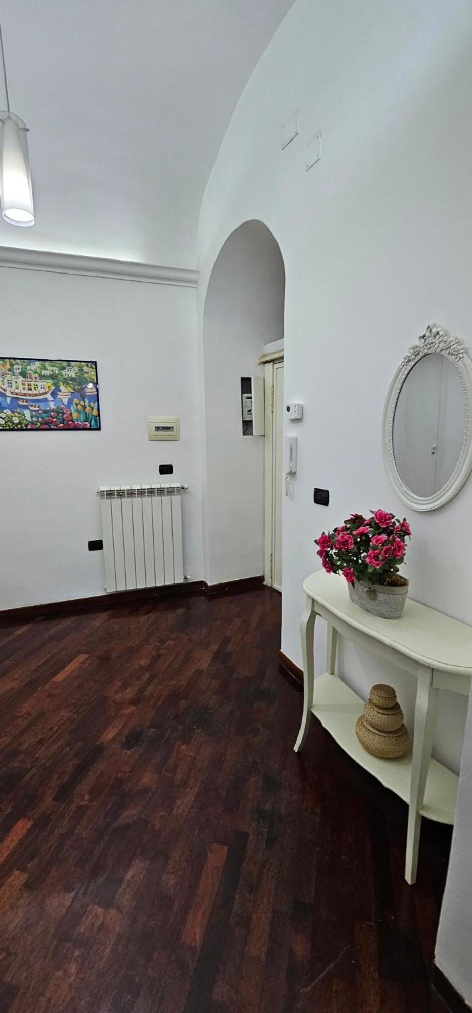 Apartment Chiatamone 26 *