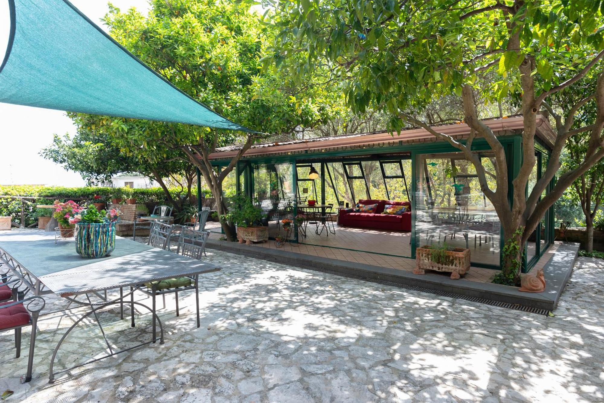 La Nave Bed & Breakfast Naples