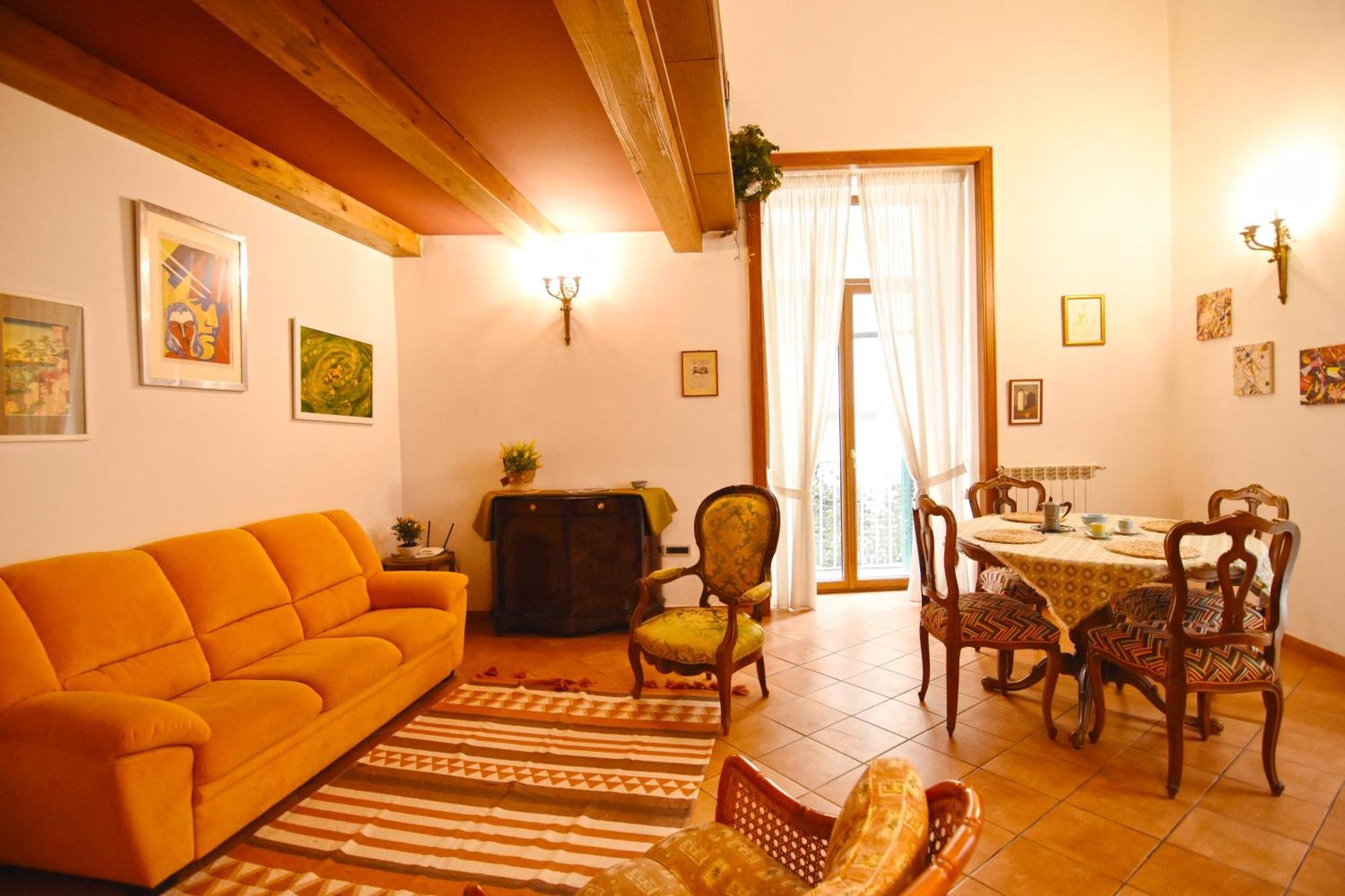Apartment La Casa Della Sibilla Naples