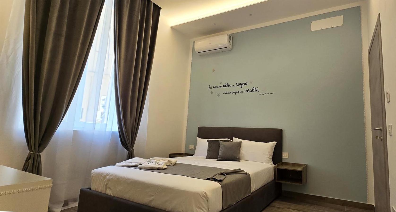 Guest house Neapoli-in Naples