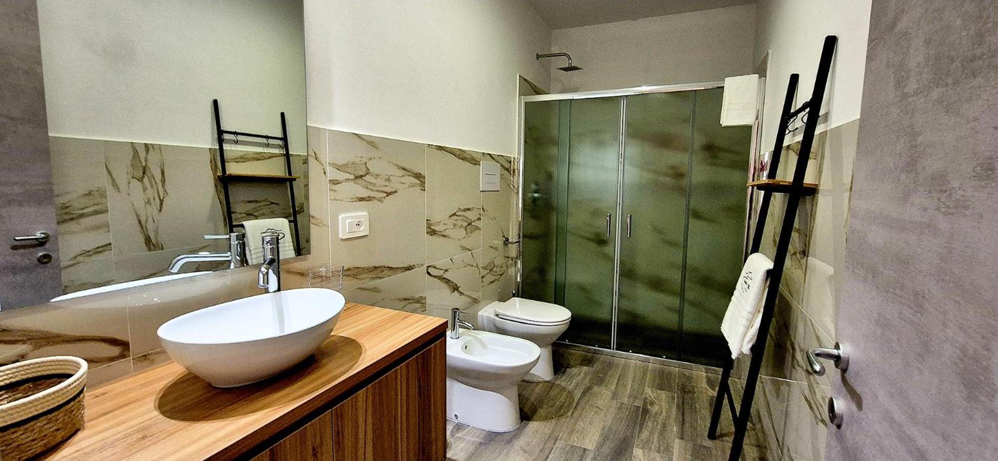 Neapoli-in Guest house *