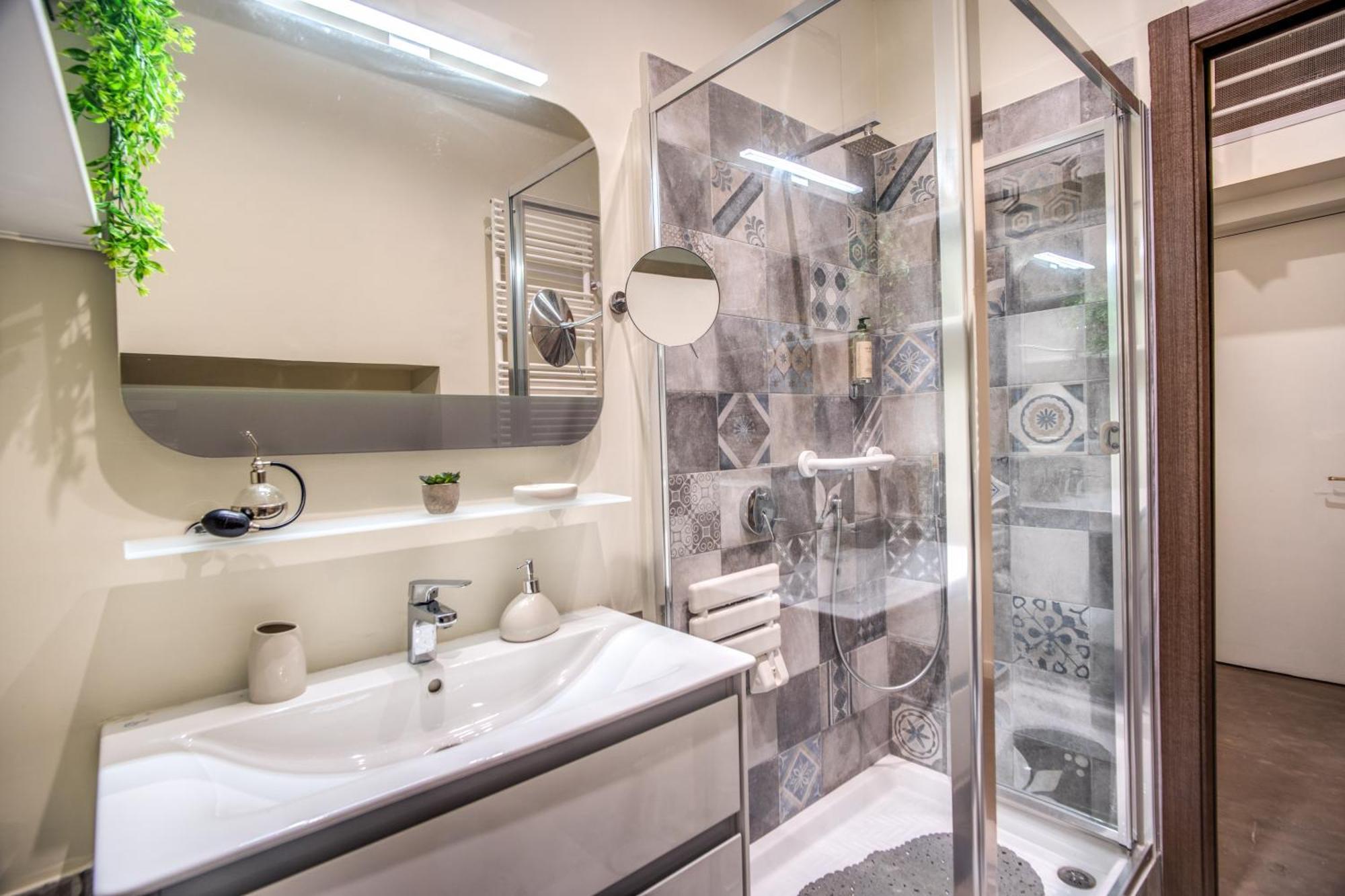 Chiaia Loft Apartment Naples