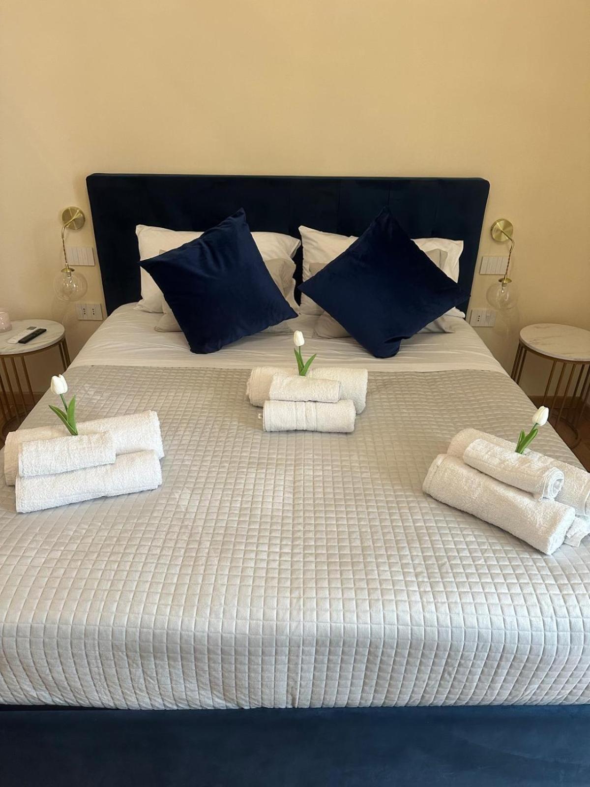 Alesuite Naples