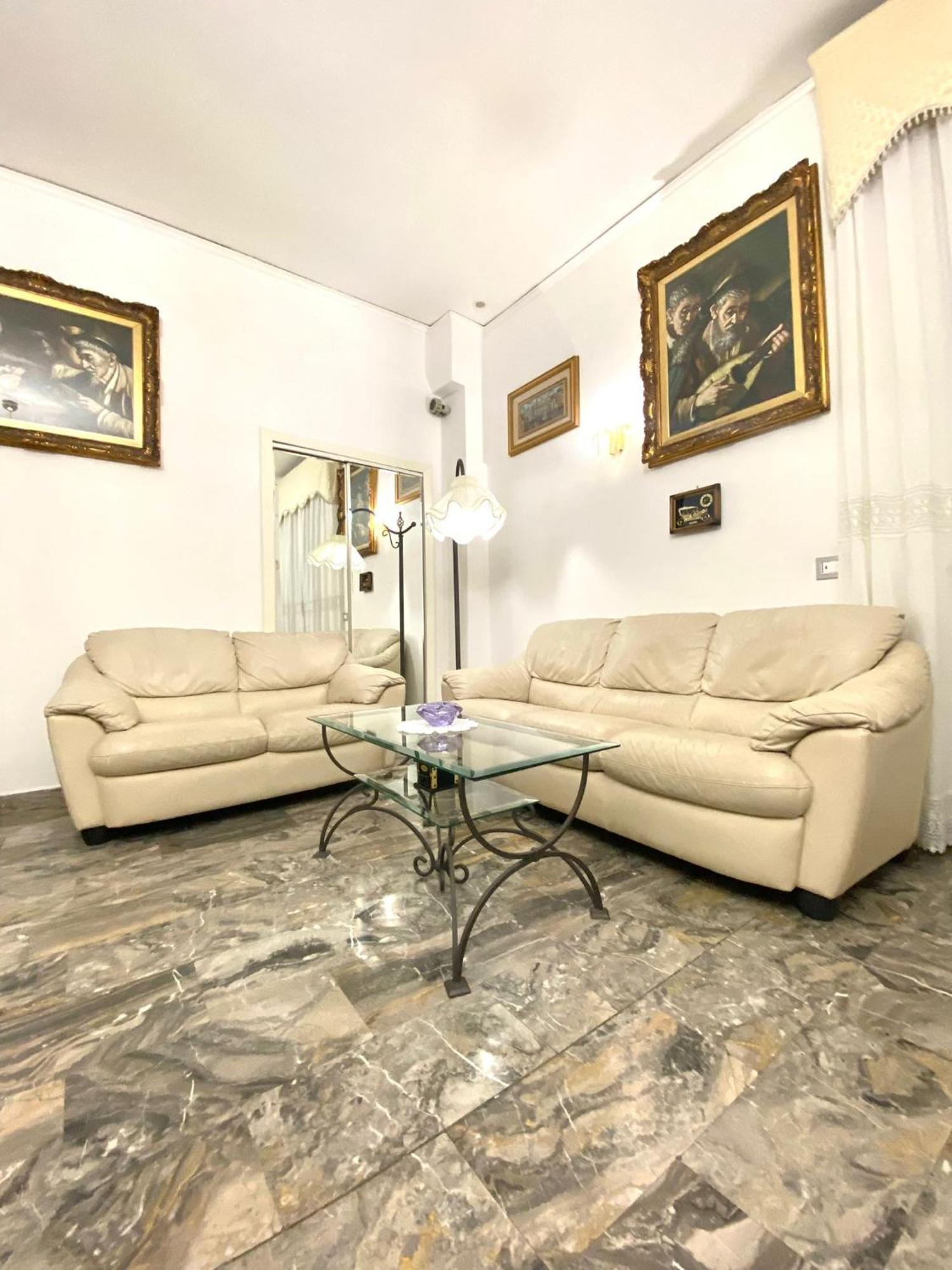 Castellano * Naples
