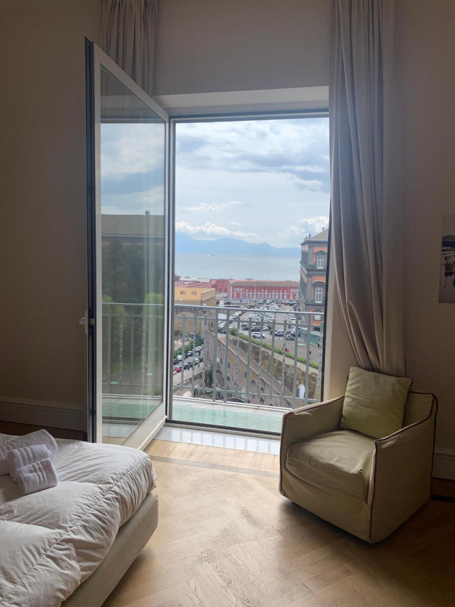 Gli Angioini Srl Aparthotel