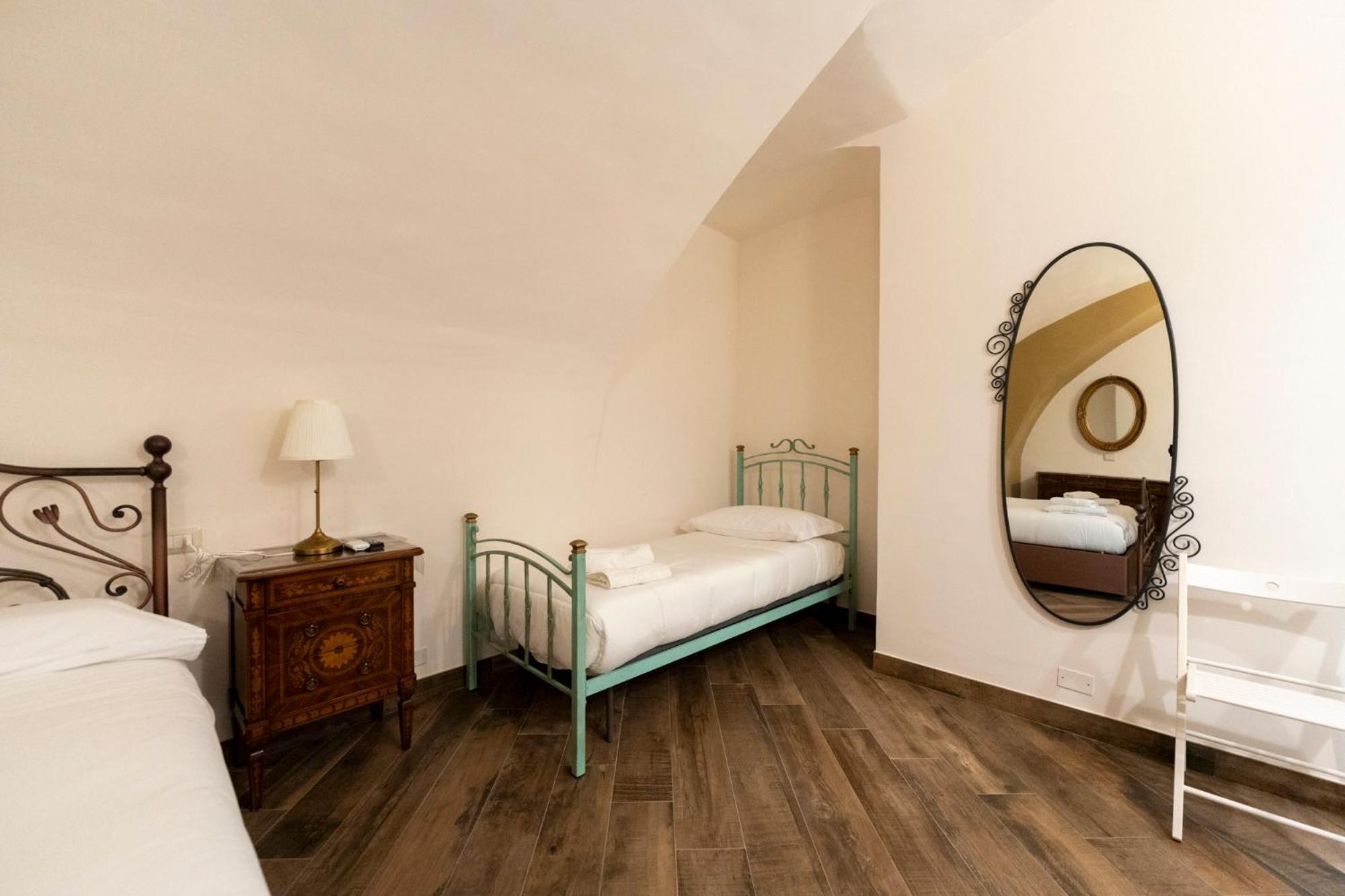 Plebiscito Guest house Naples