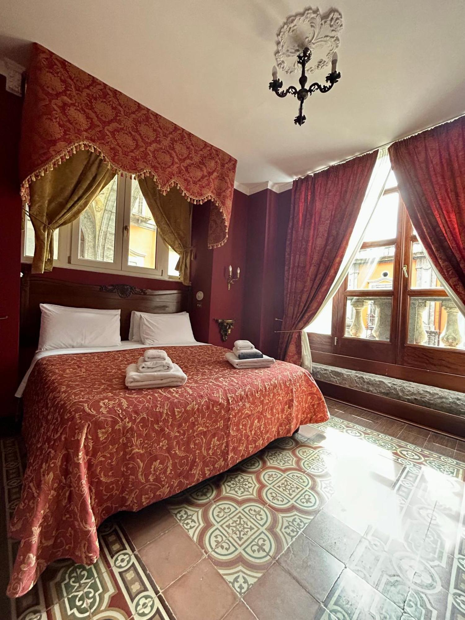 Guest house Carafa Di Maddaloni Residenza Di Charme 3*