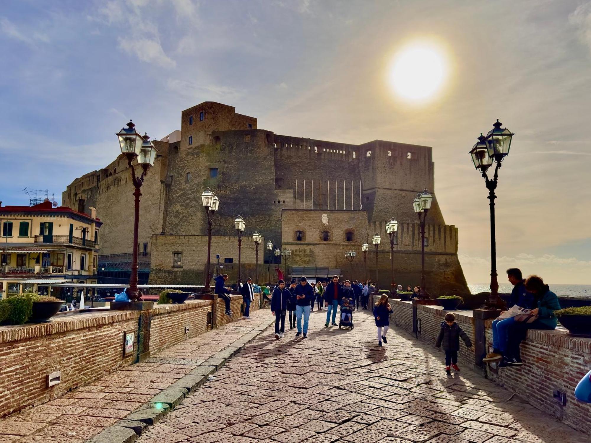 Palazzo Chiatamone Guest house