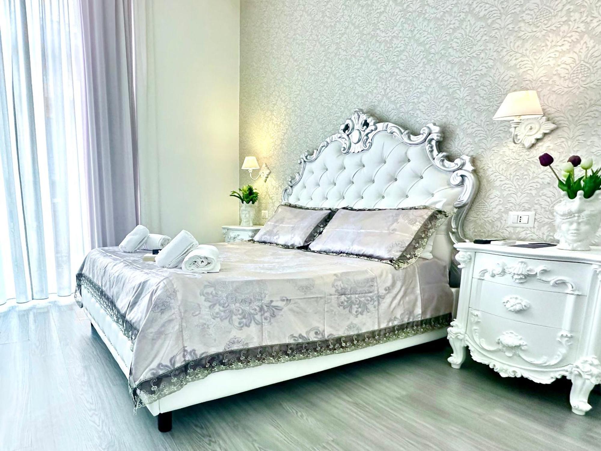 Palazzo Chiatamone Guest house *