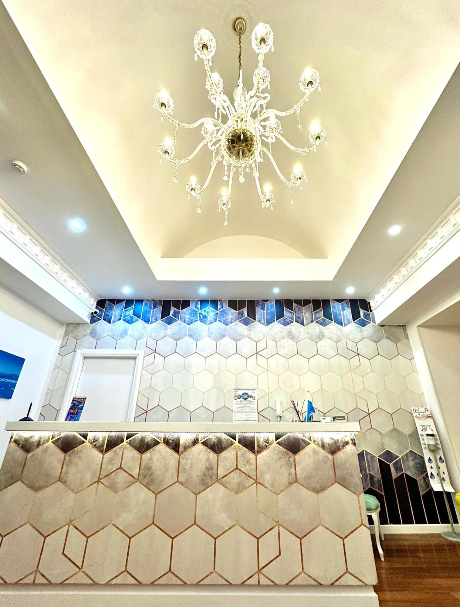Palazzo Chiatamone Guest house