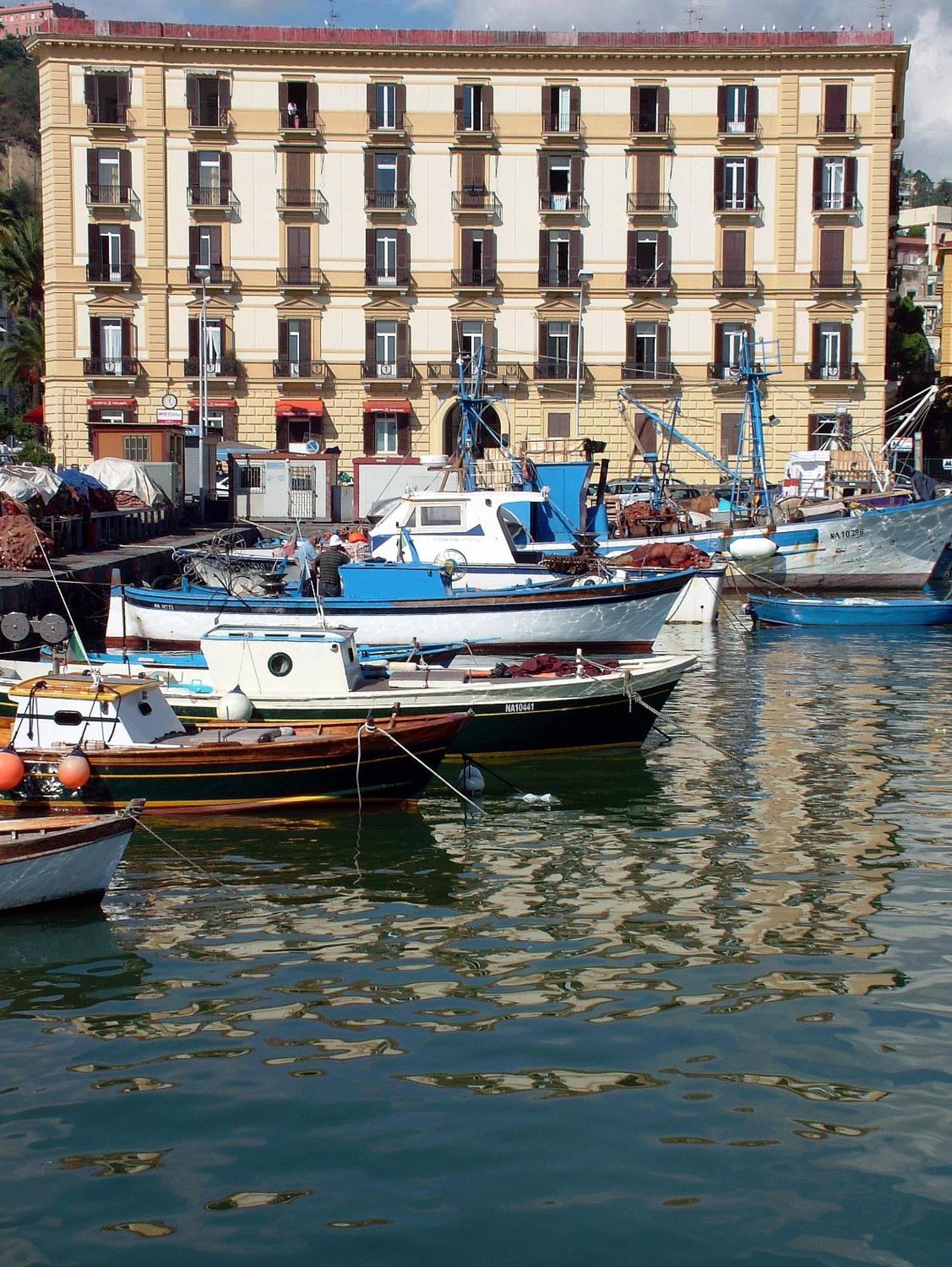 Bed & Breakfast Caracciolo 10 Naples