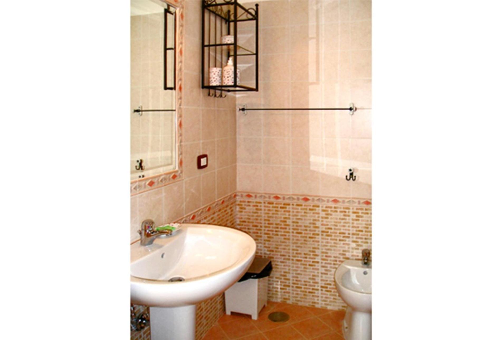Guest house Domus Gemi Naples