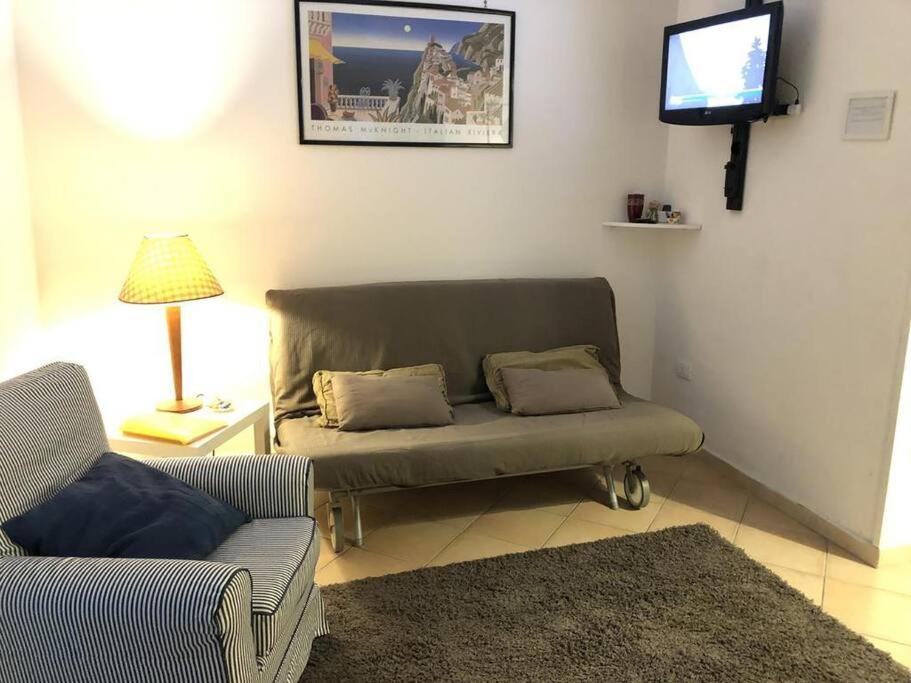 Apartment Caio Asinio *