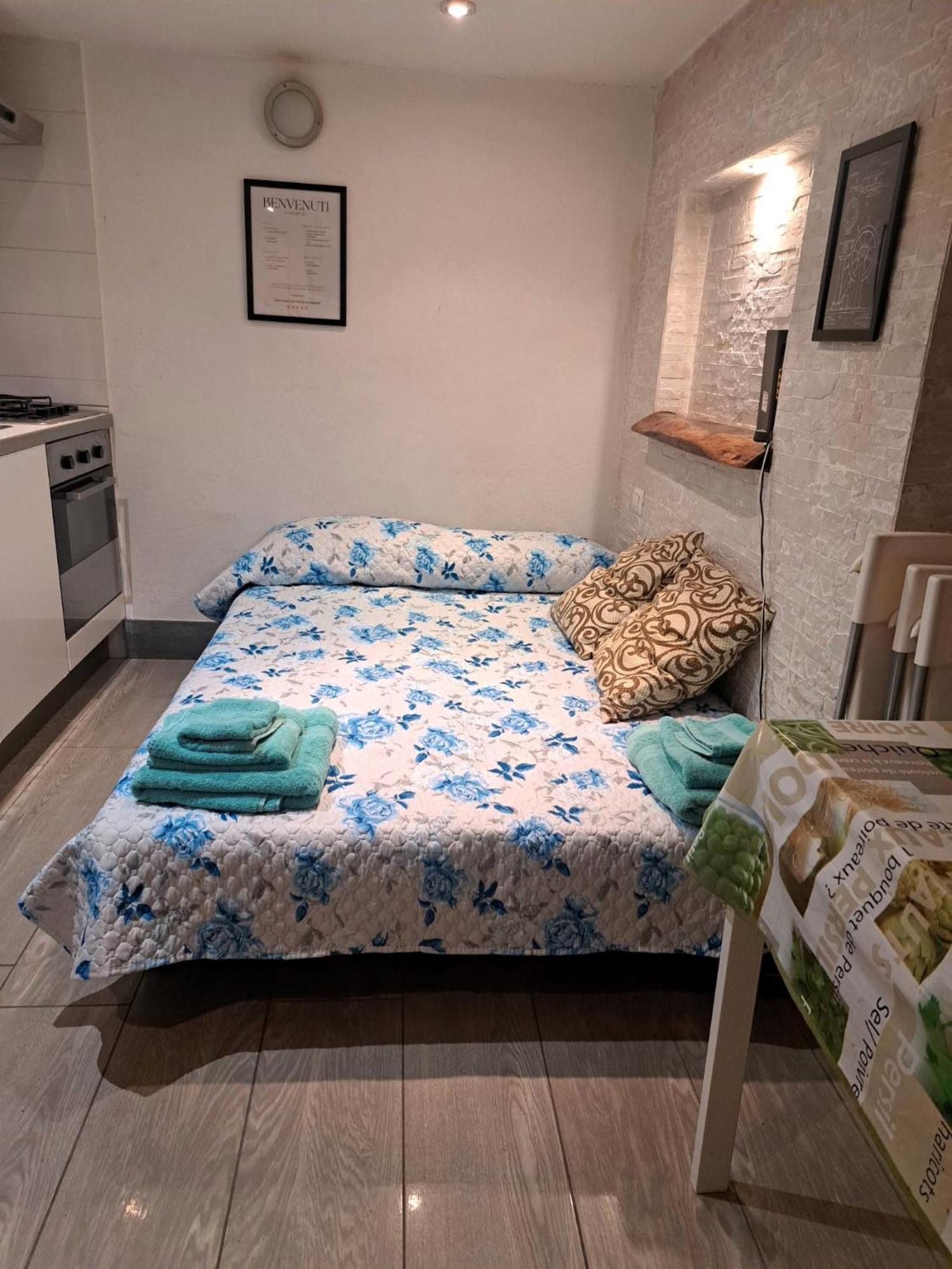 Apartment Toledo 27, A Due Passi Da Piazza Del Plebiscito Naples