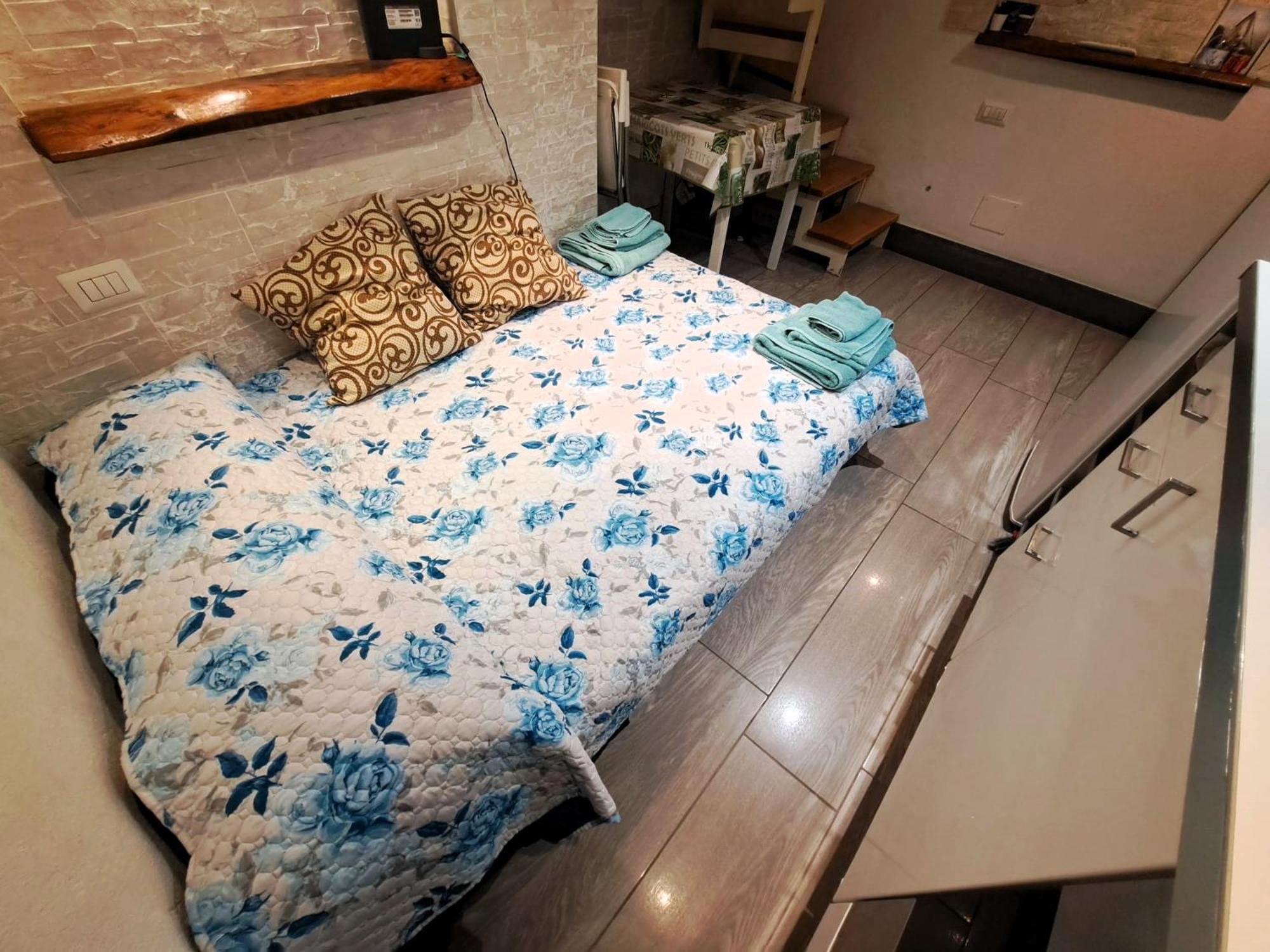 Apartment Toledo 27, A Due Passi Da Piazza Del Plebiscito Naples