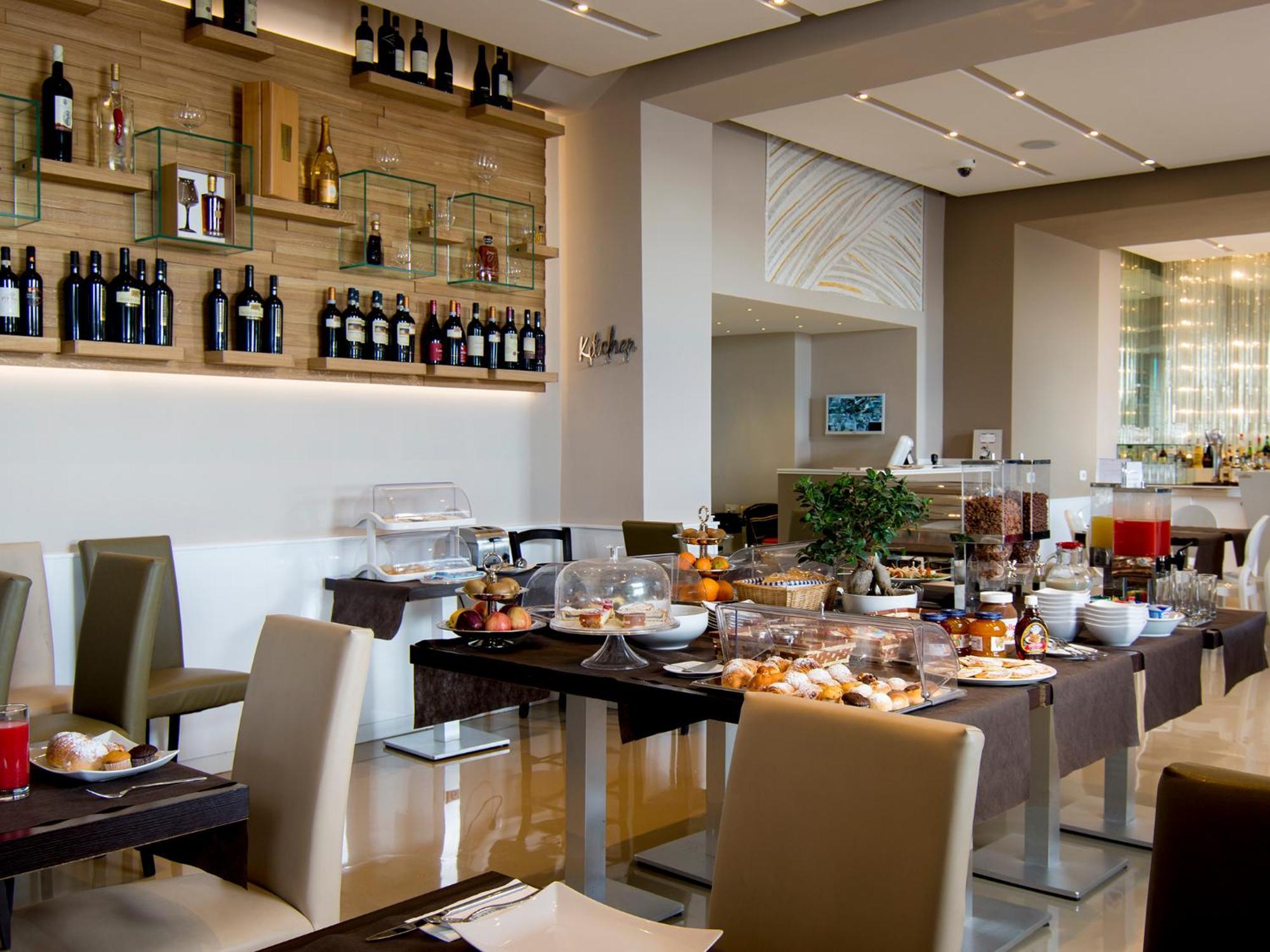 Hotel Partenope Relais Naples
