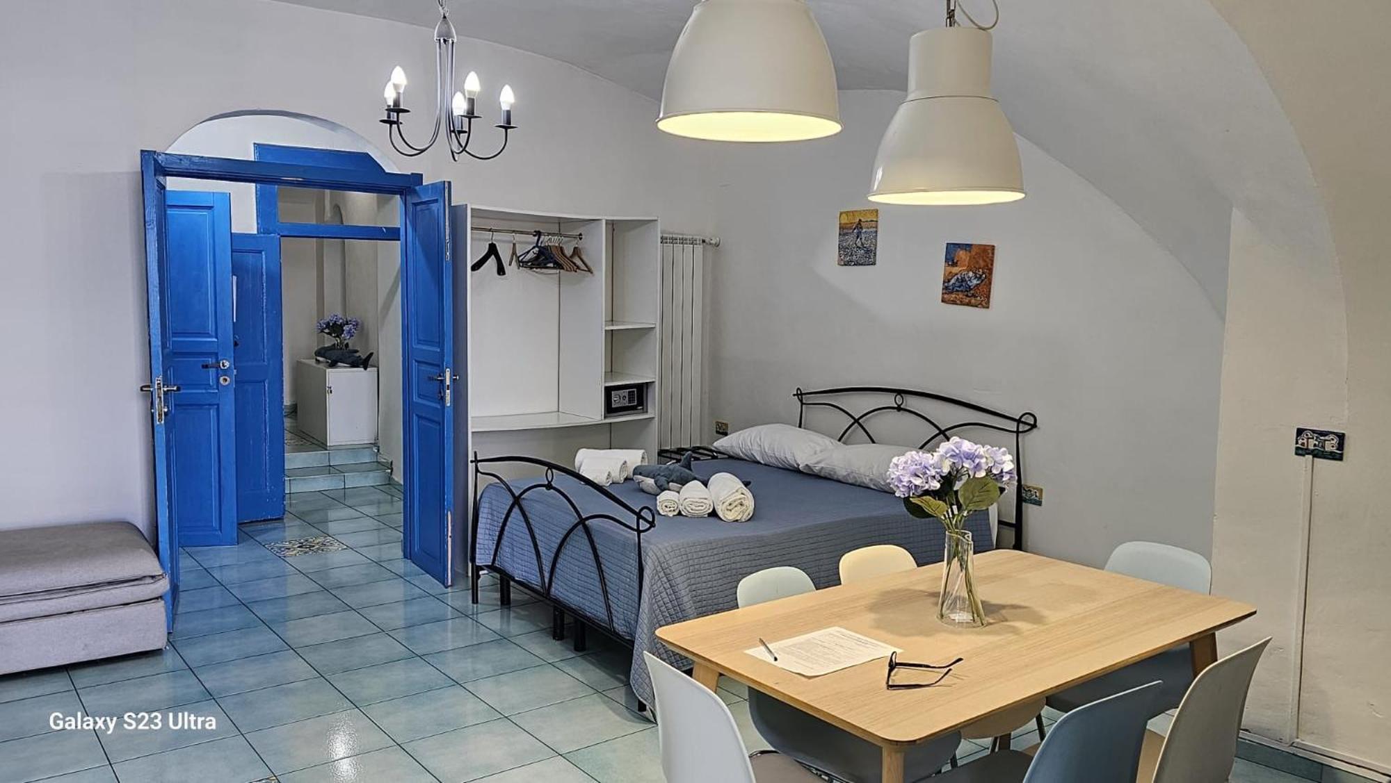 Apartment Lungomare Caracciolo Mon
