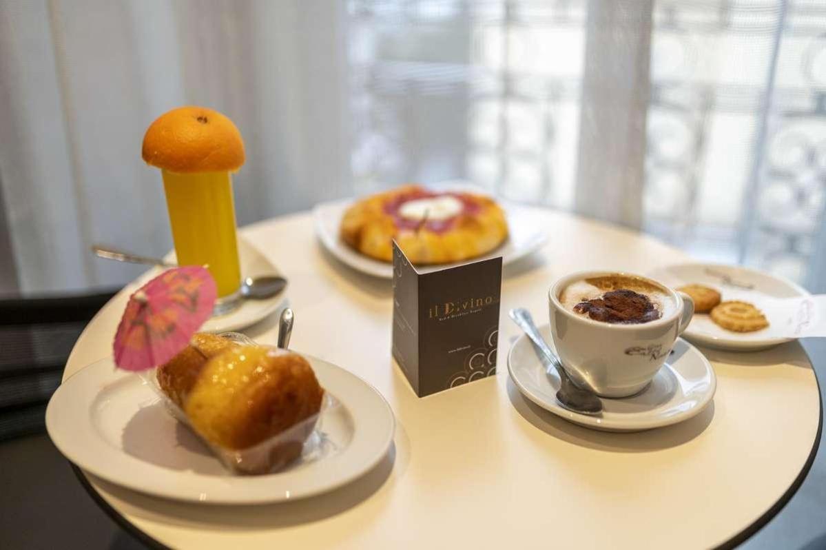 Il Divino * Naples