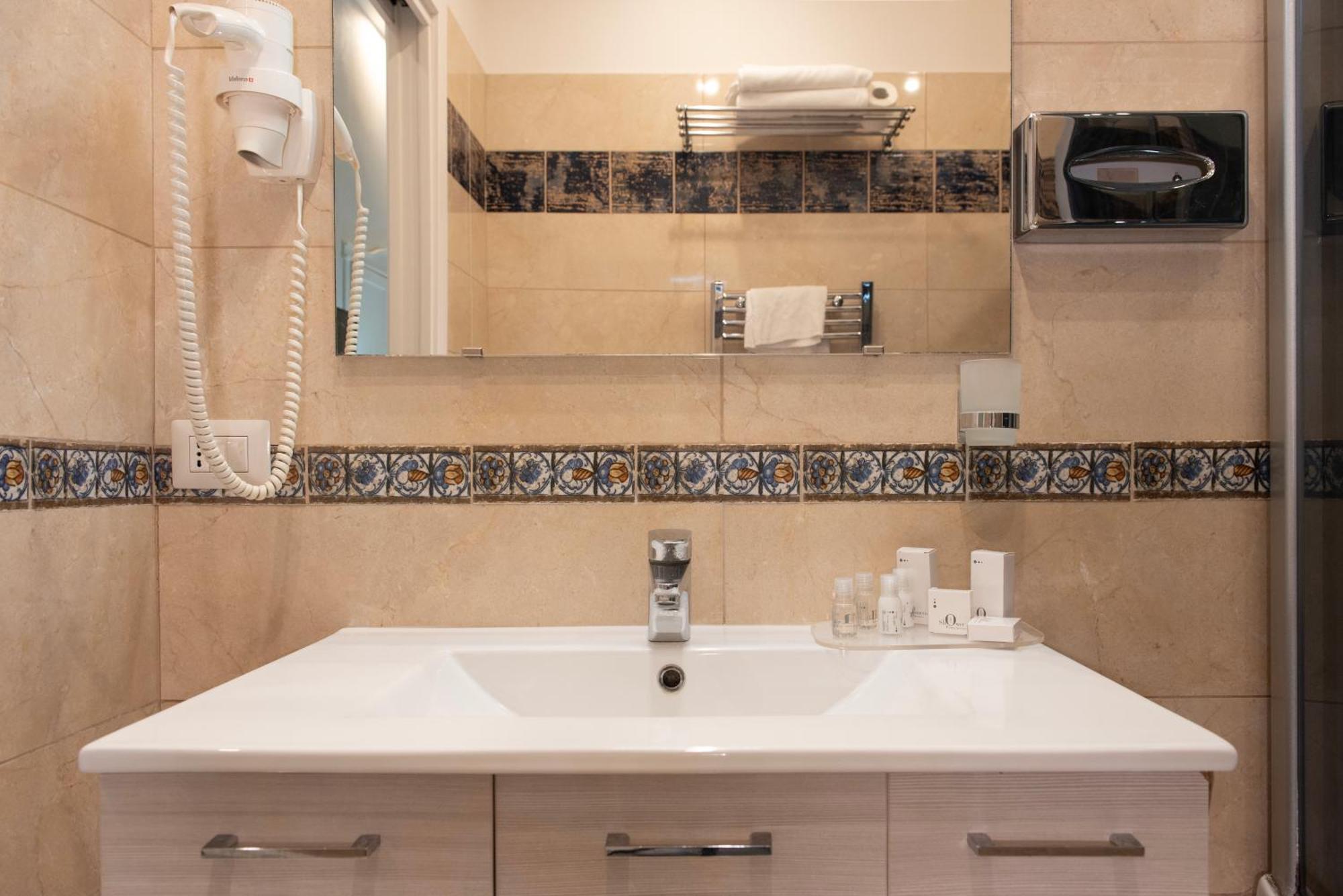 Certosa Bed & Breakfast Naples