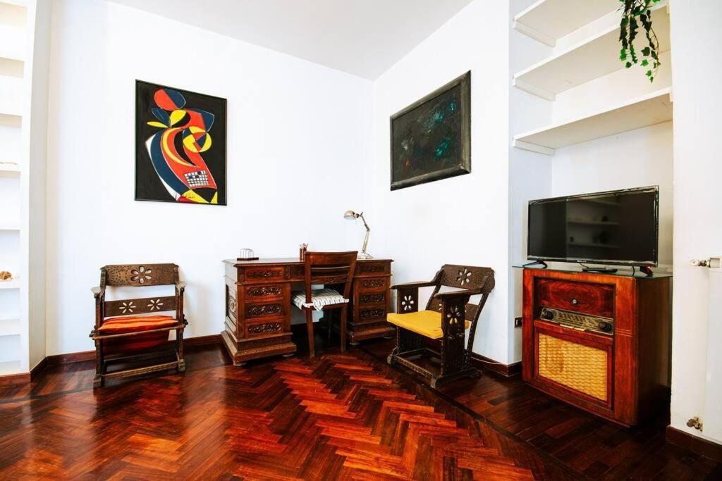 Apartment Panoramic, Metro Vomero - Elegante Naples