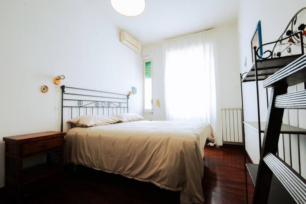 Apartment Panoramic, Metro Vomero - Elegante *