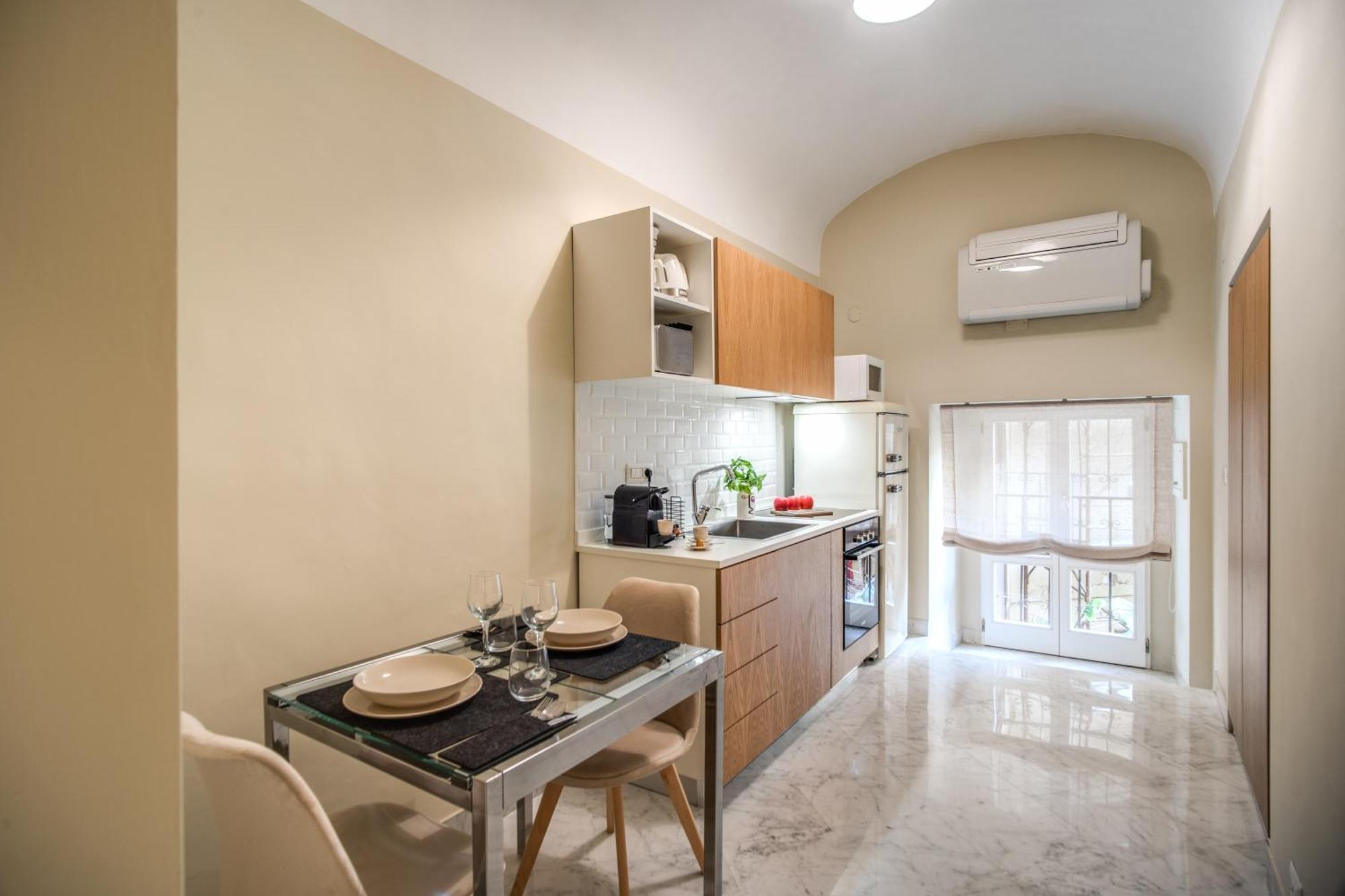 Pignatelli Loft Apartment *