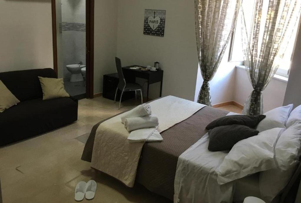 Paradiso Guest house