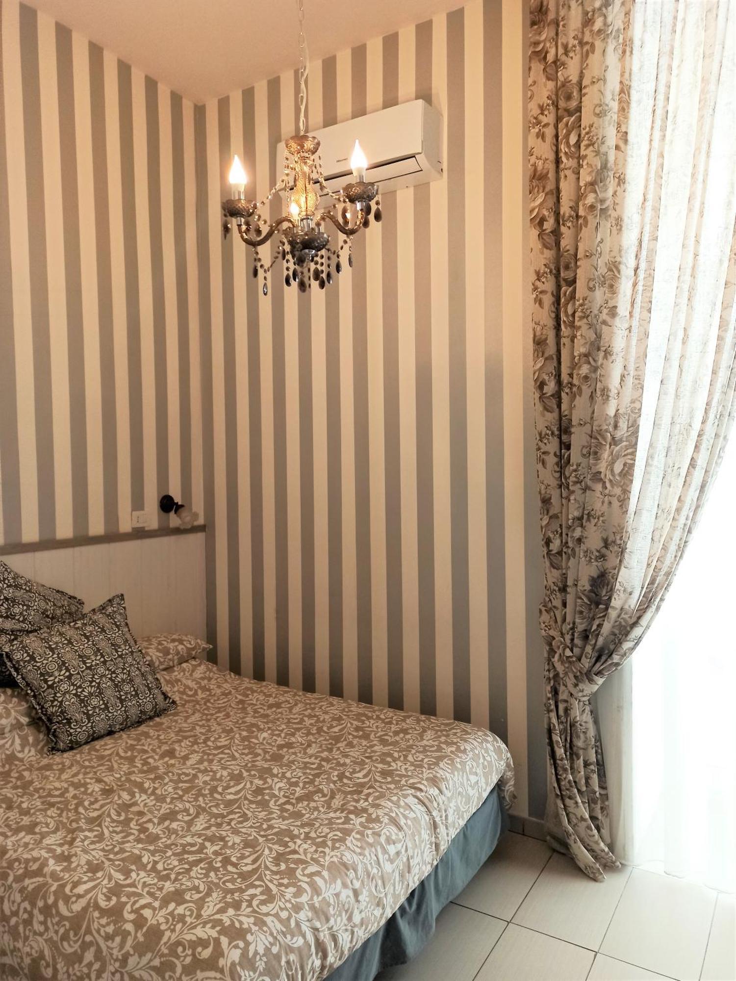 Dei Decumani 3* Naples