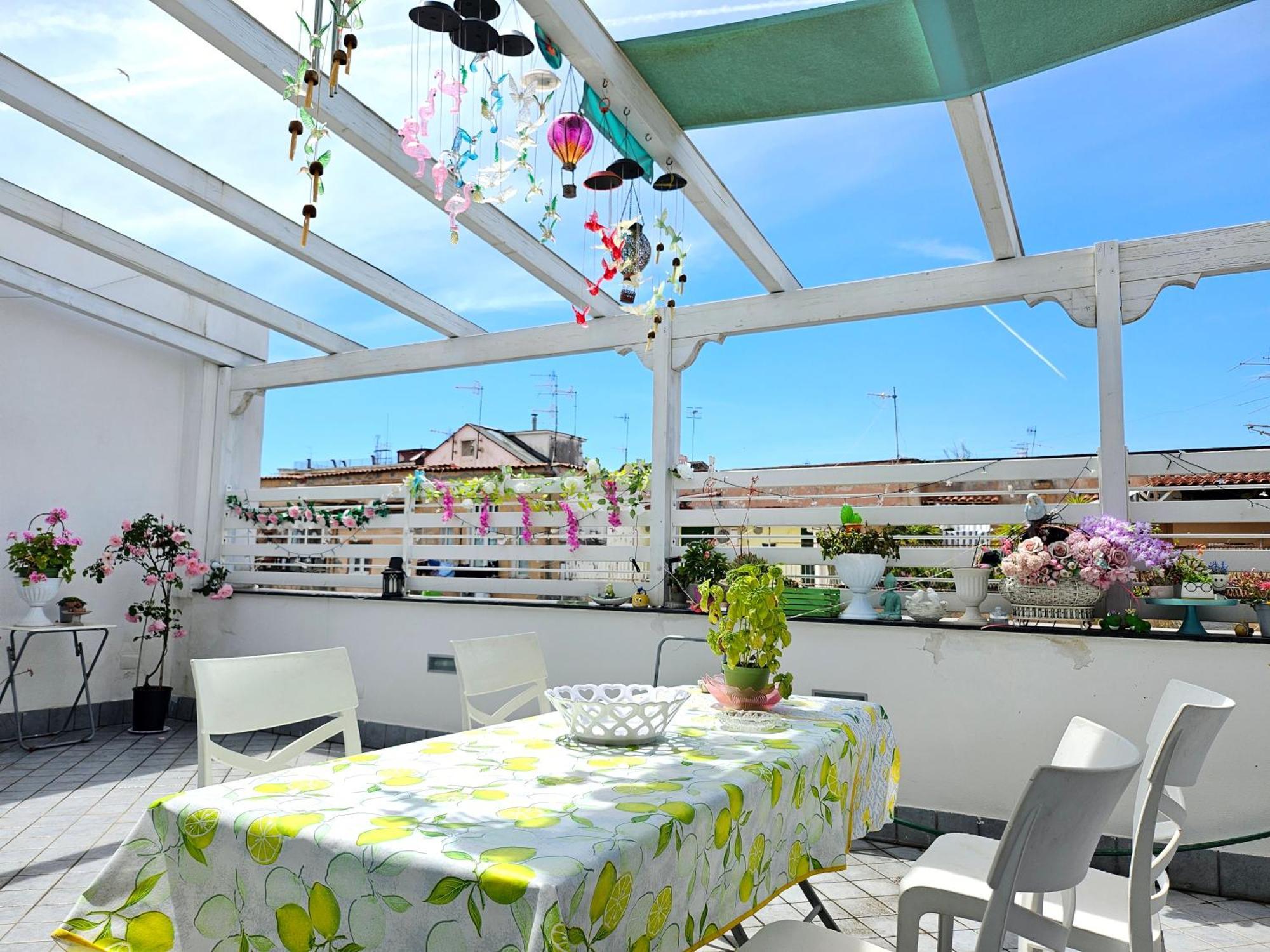 Sky-terrace In Central Station, 3 Bedrooms *