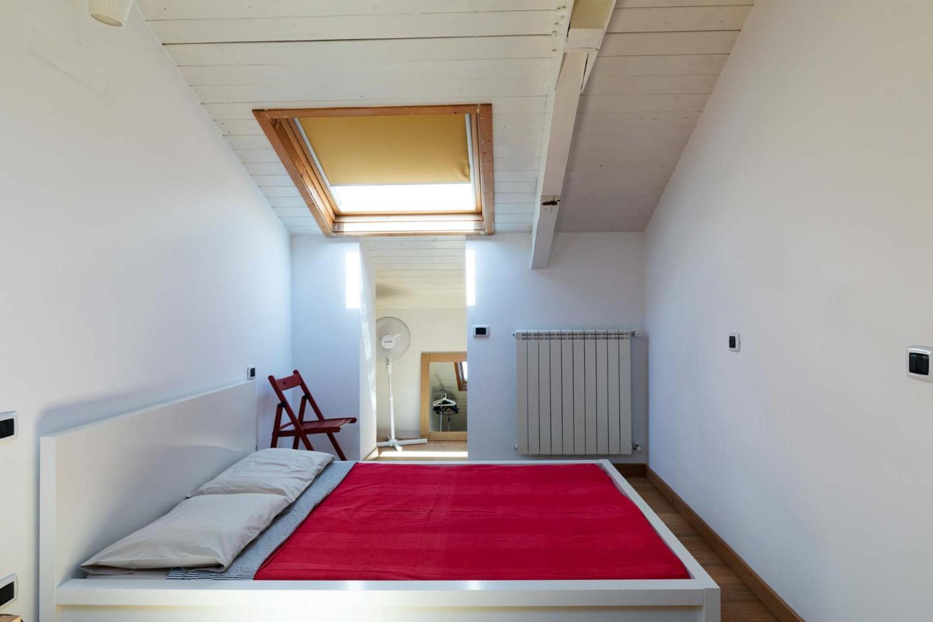 Spaccanapoli Casa Tre Santi