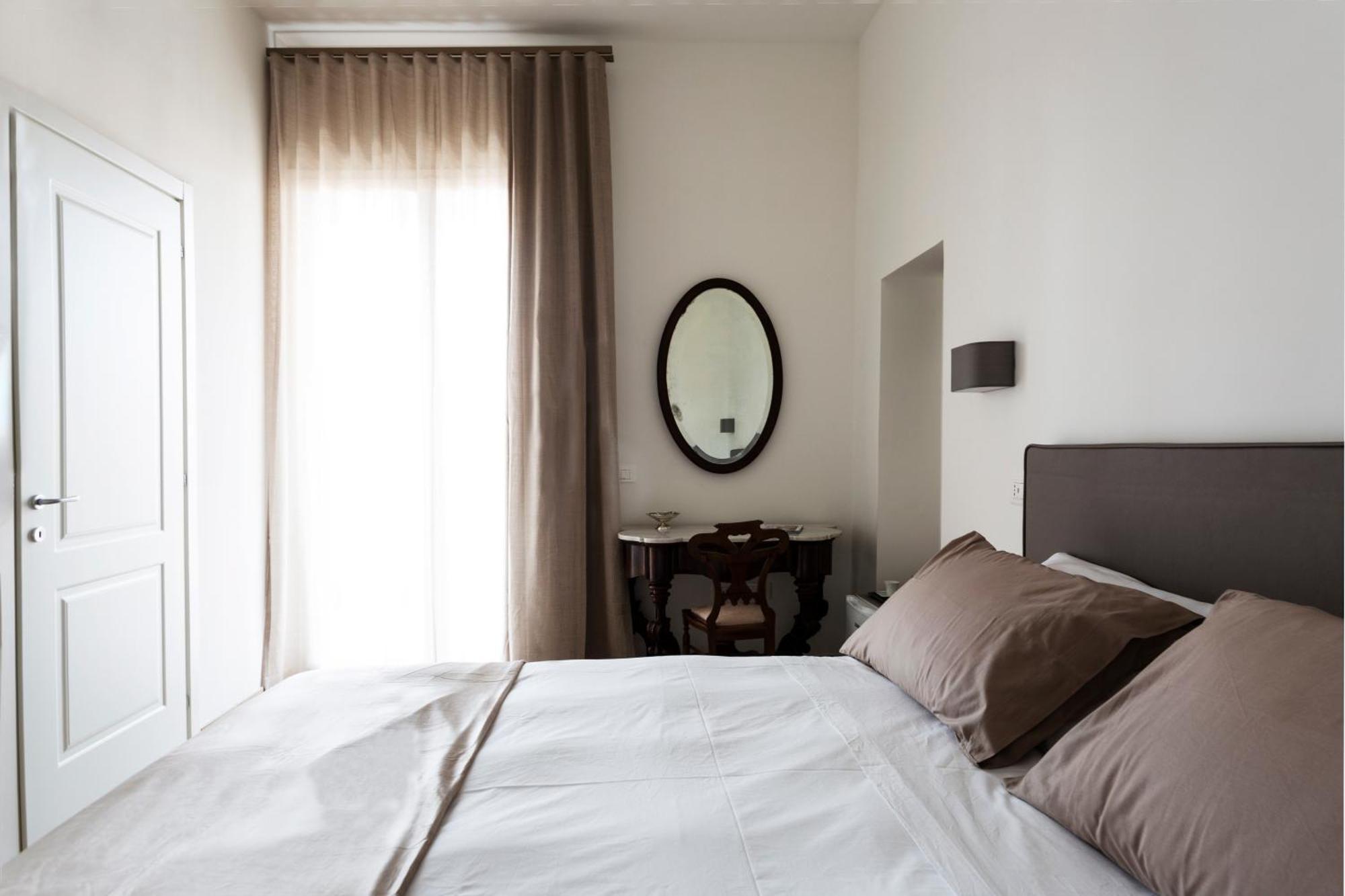 Guest house Residenza 33 Naples