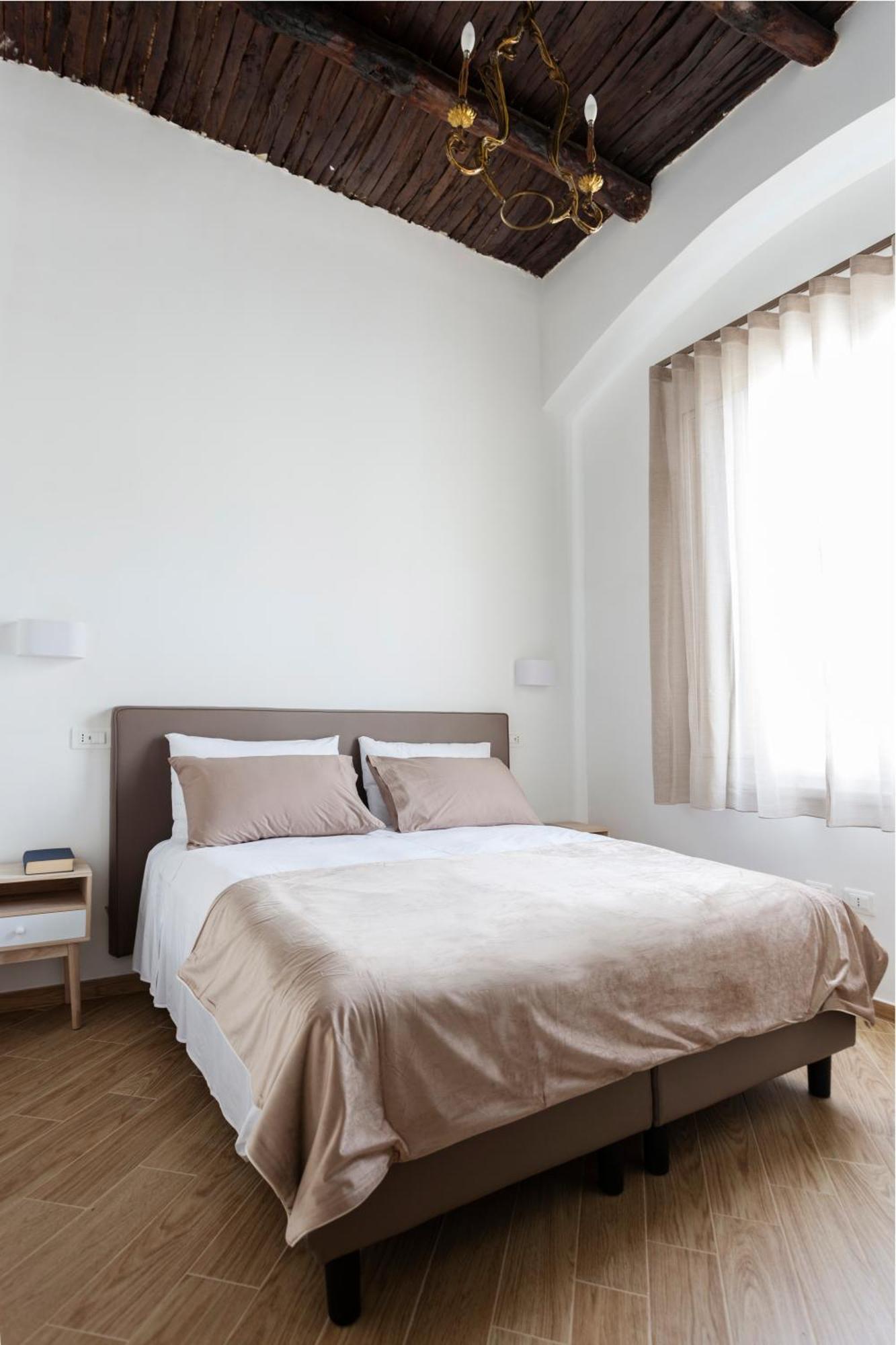 Residenza 33 Guest house Naples