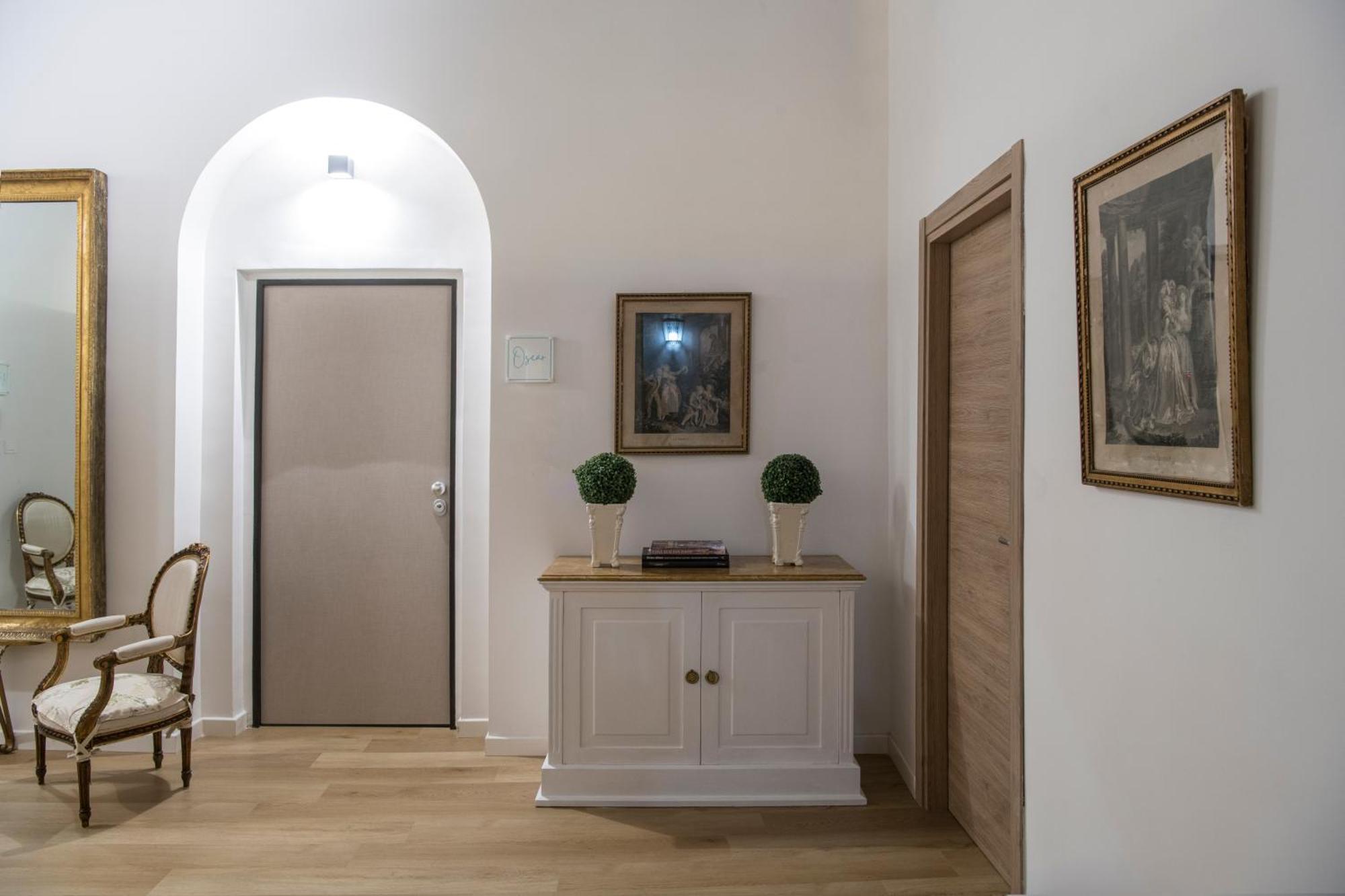La Casa Di Nelly Boutique *