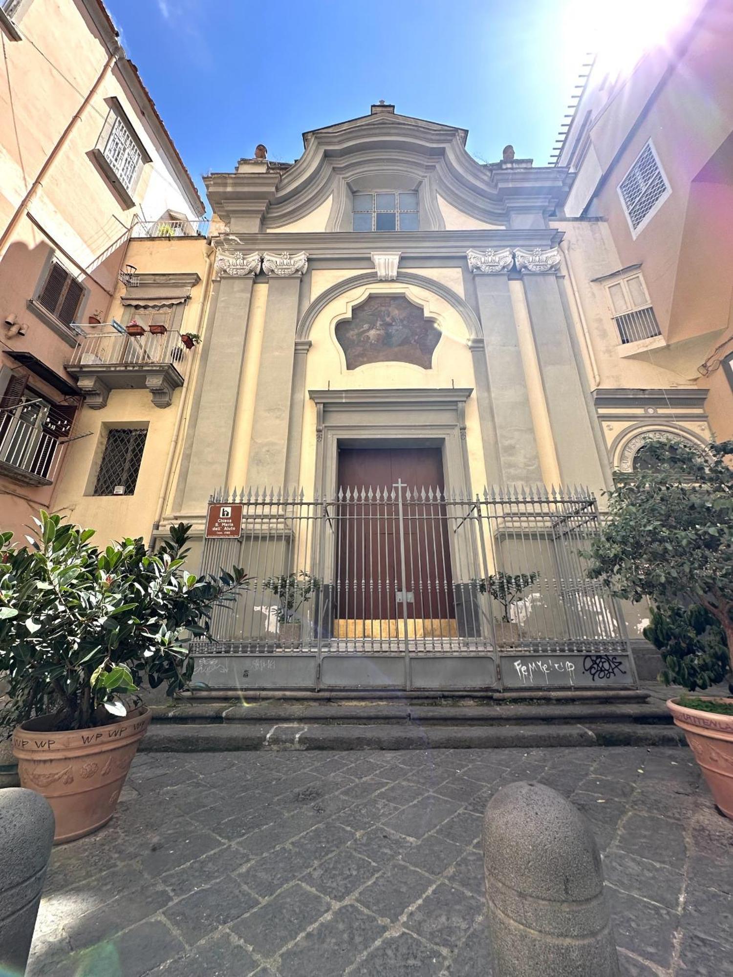 Epoca * Naples