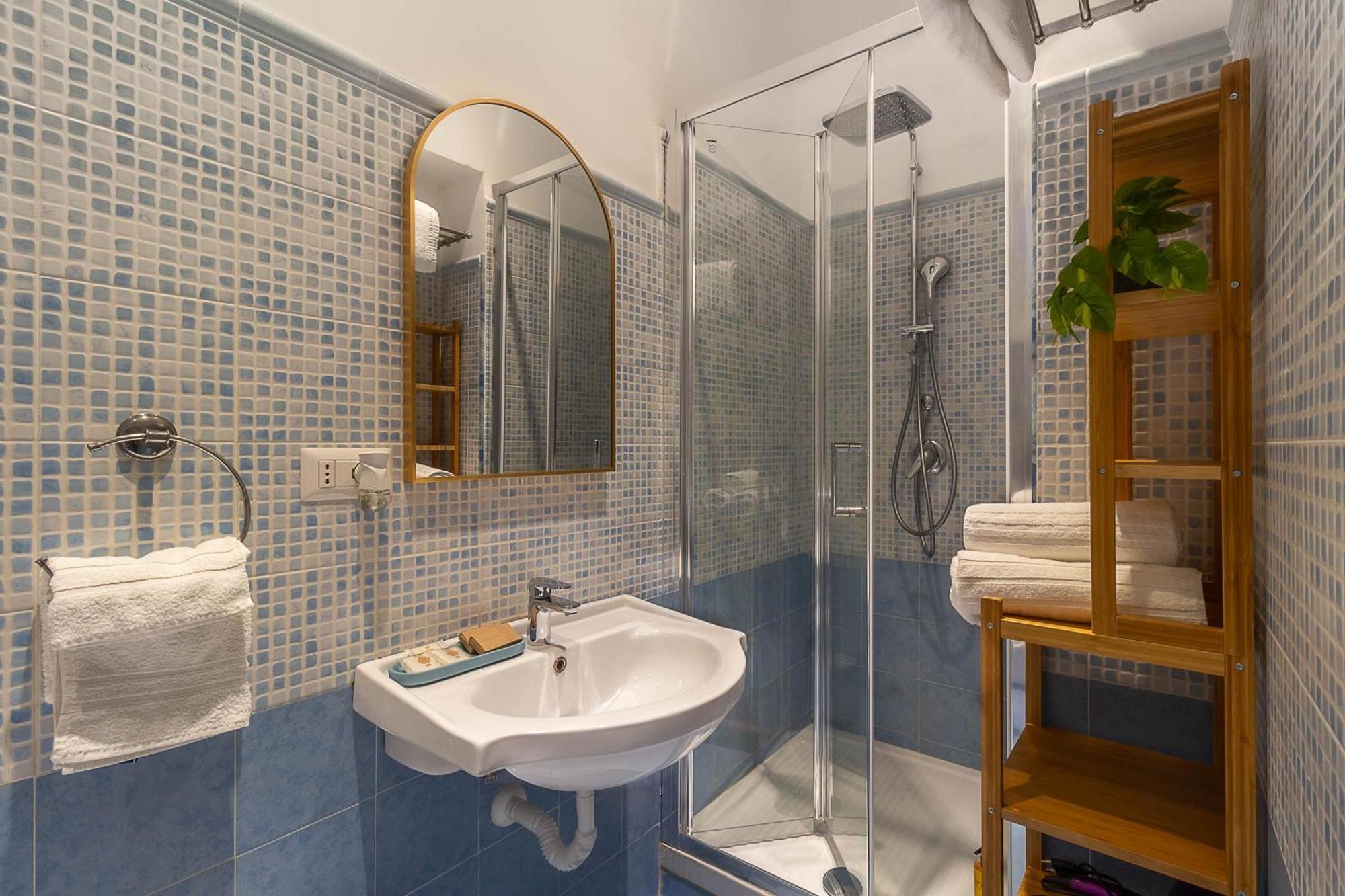 Apartment Vivaldo Spaccanapoli Naples