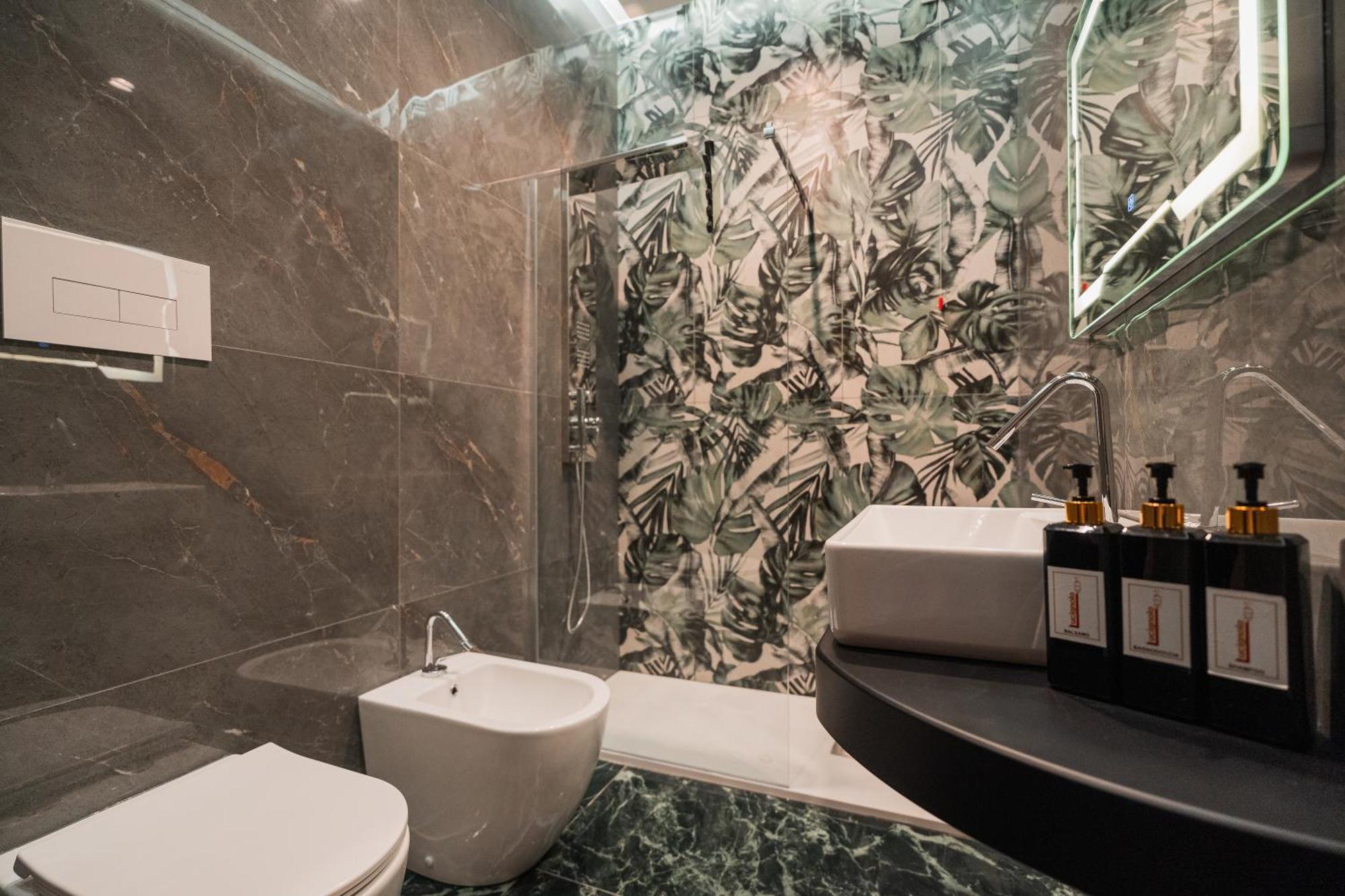 Lucignoloroom Stazione Guest house Naples