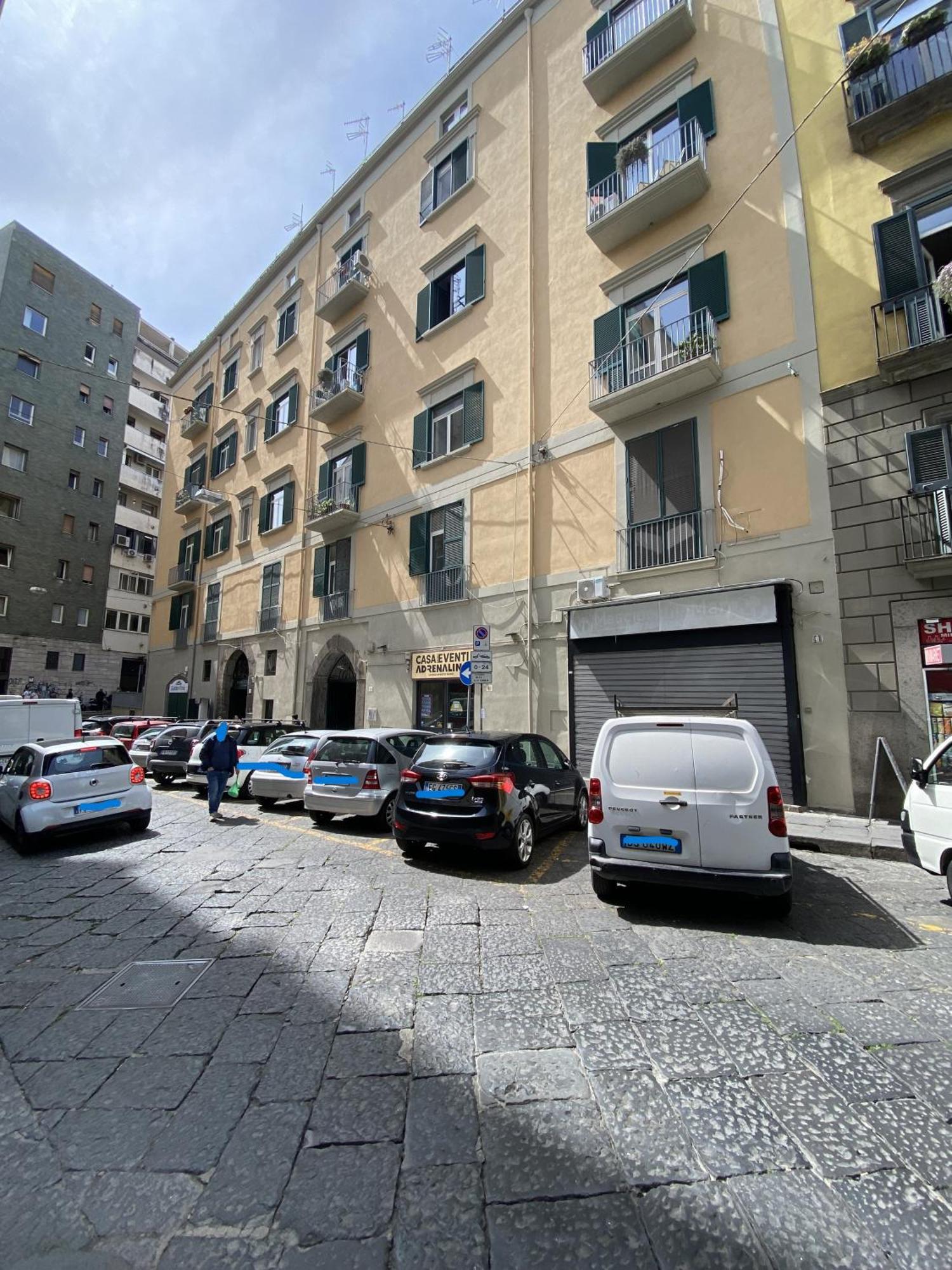 Apartment Amazing And Penthouse With Terraces In The Heart Of Naples