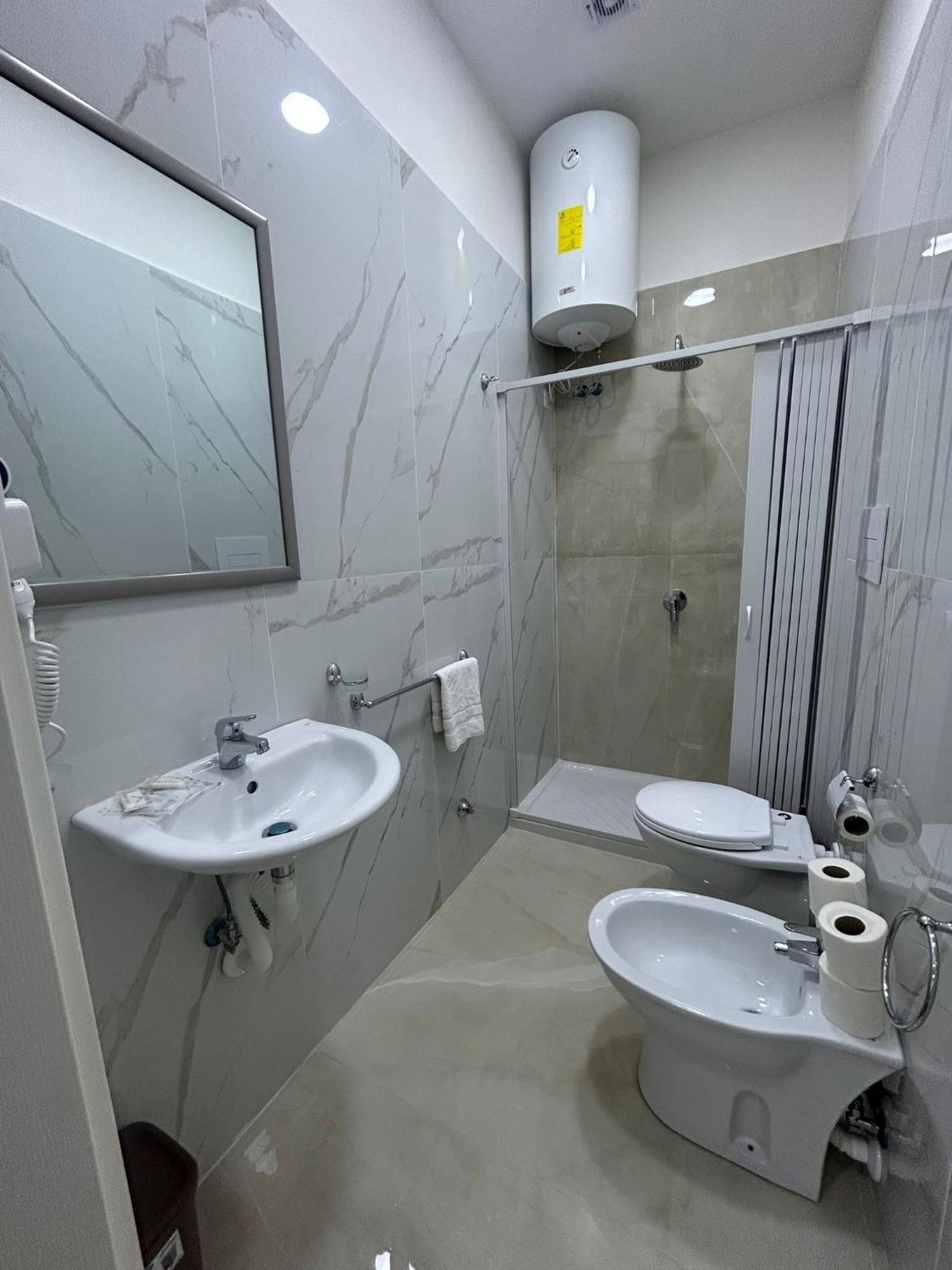 Terrace Luxury Caracciolo Apartment