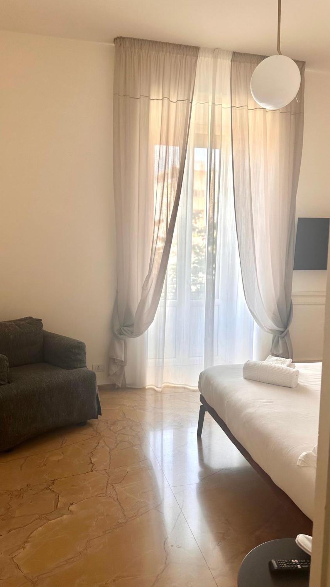 Luxury House With Parking Apartment *