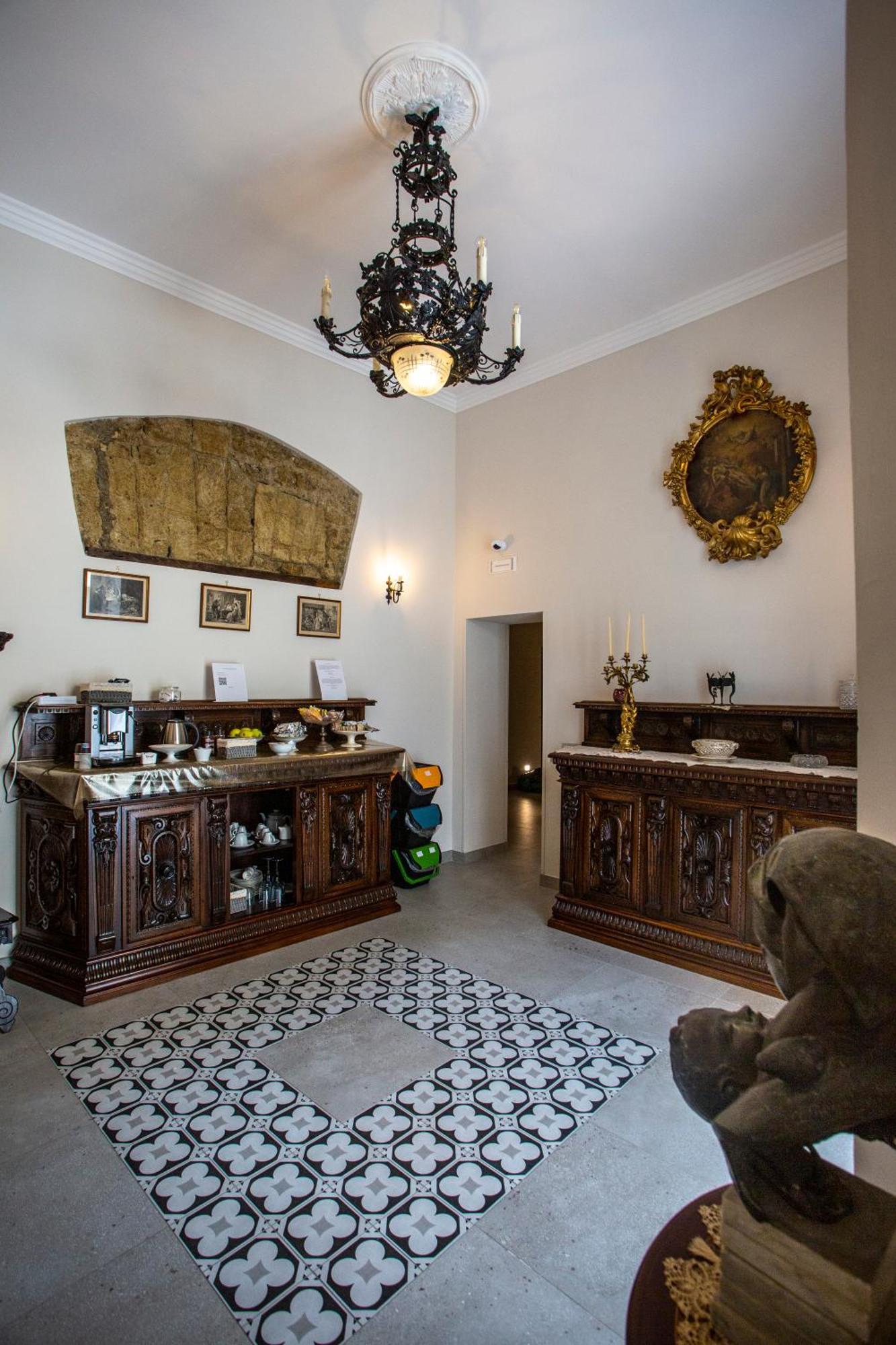 Xenia Neapolis Guest house Naples