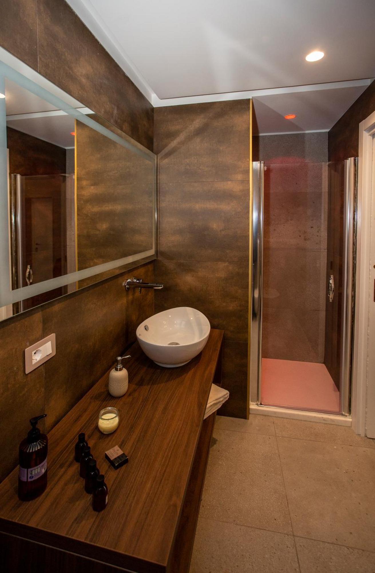 Xenia Neapolis Guest house *