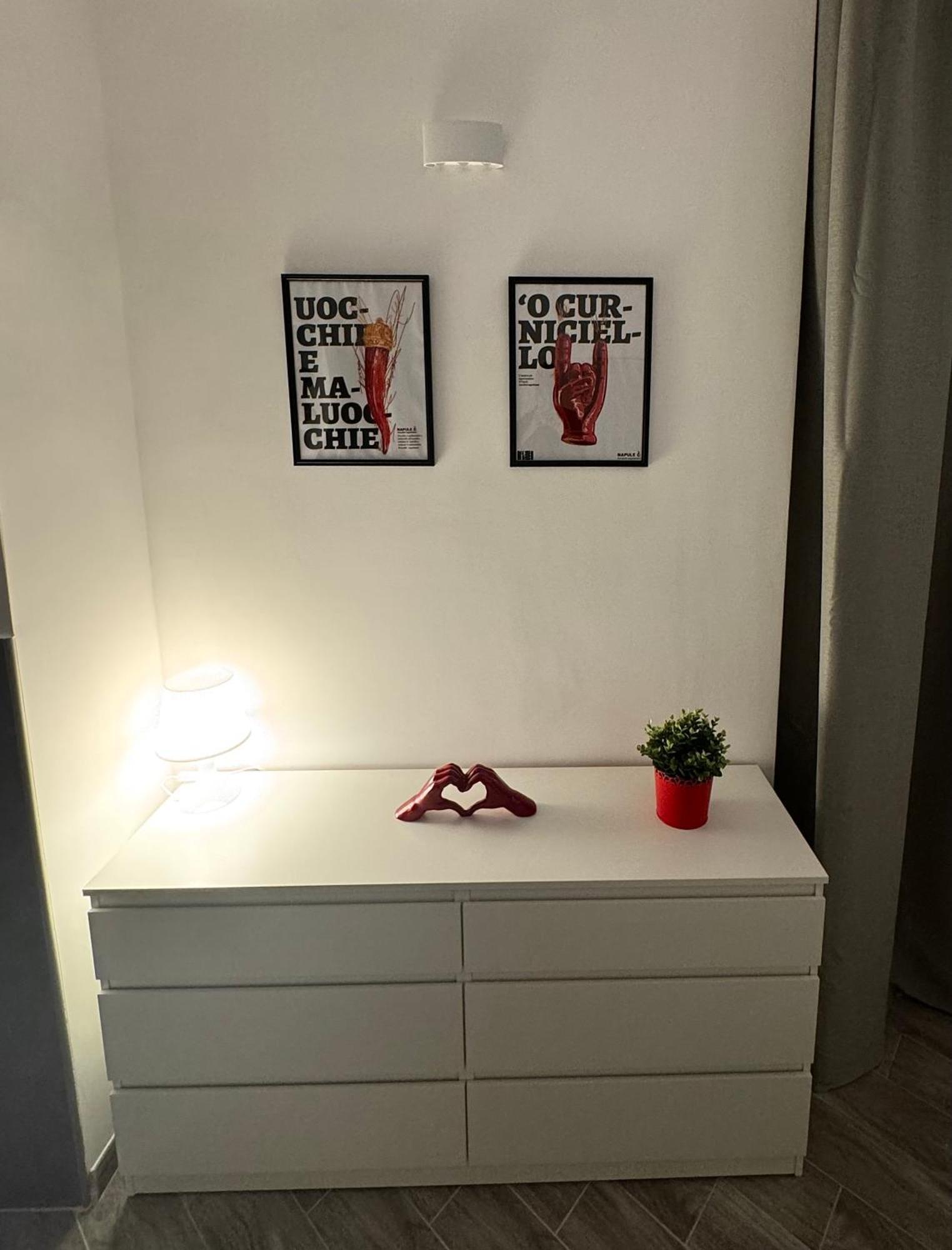 Guest house Casa Savoia Naples