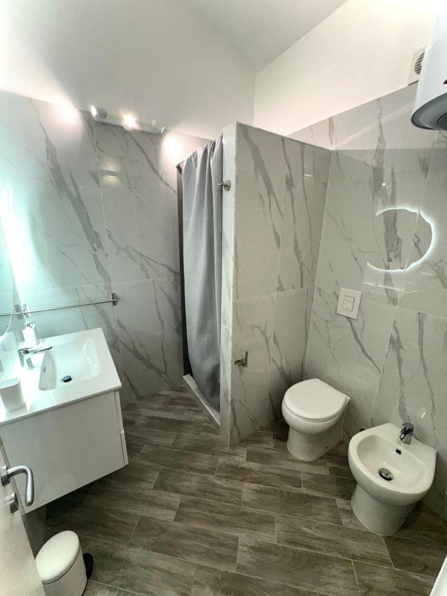 Guest house Casa Savoia Naples