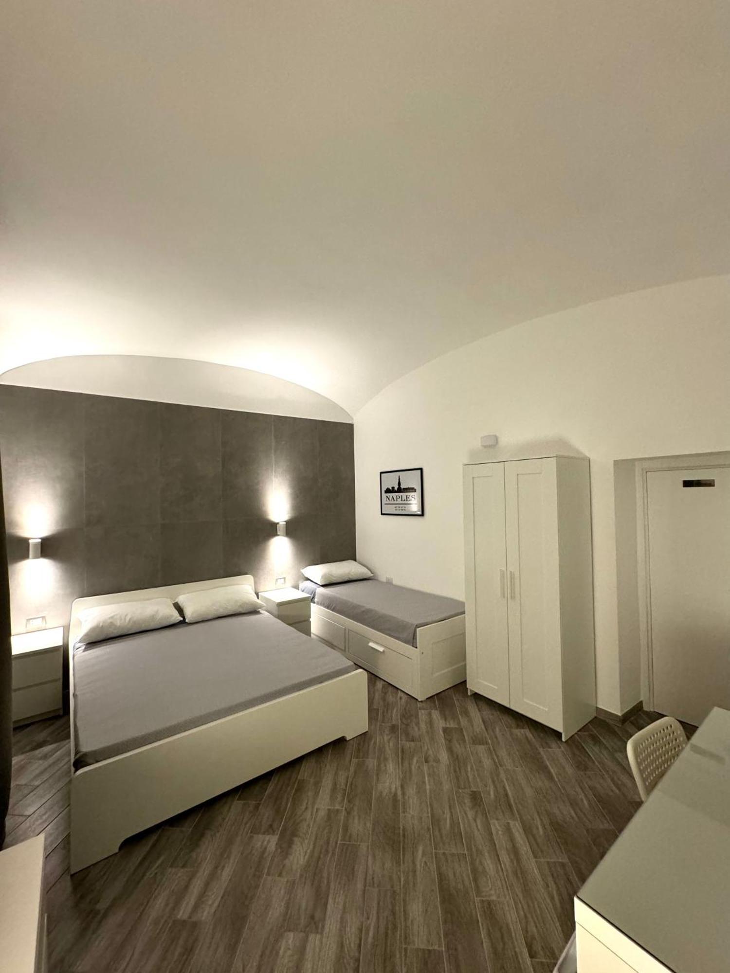 Casa Savoia * Naples