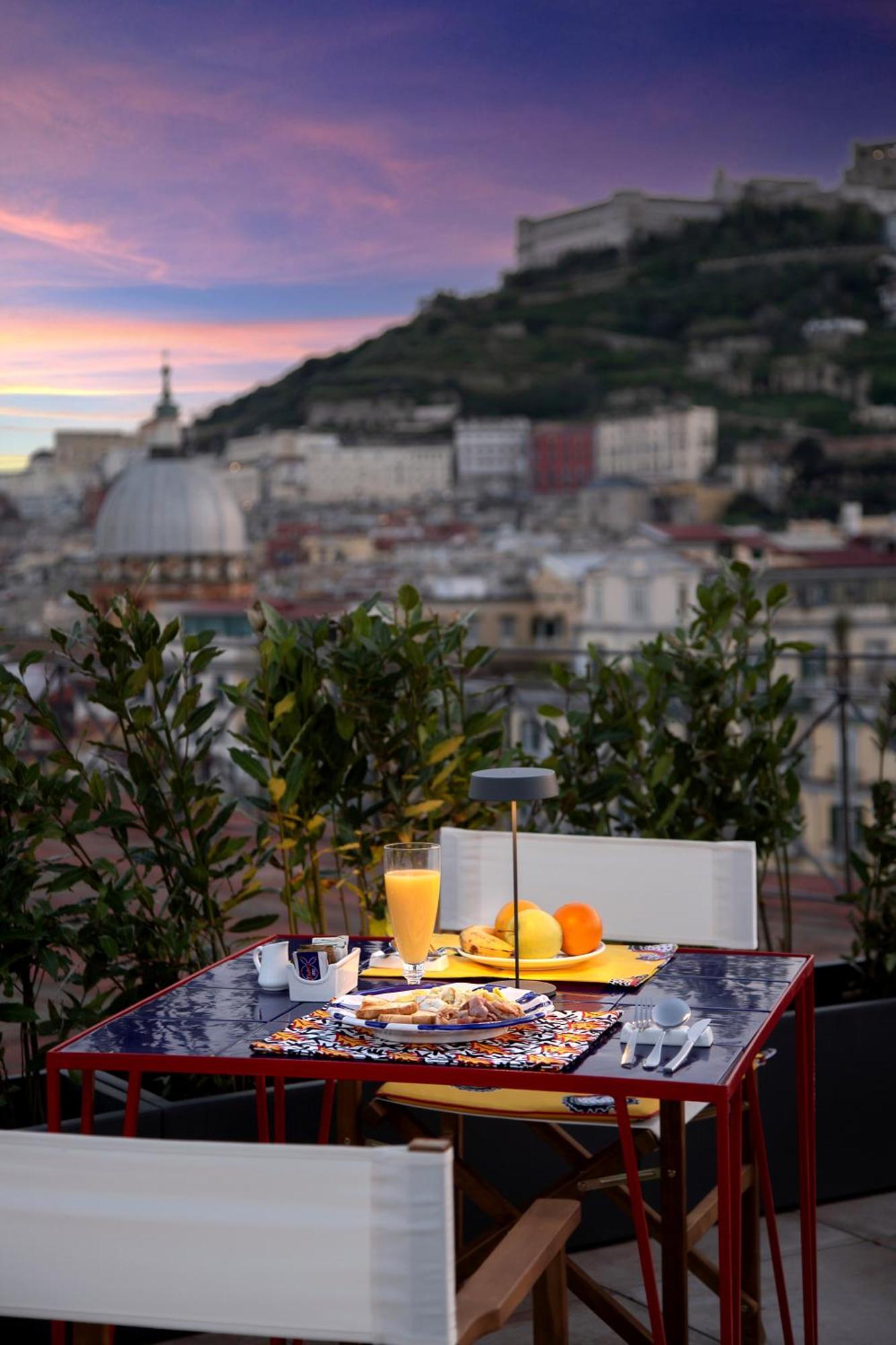 Galleria Port'alba - & Rooftop Guest house *